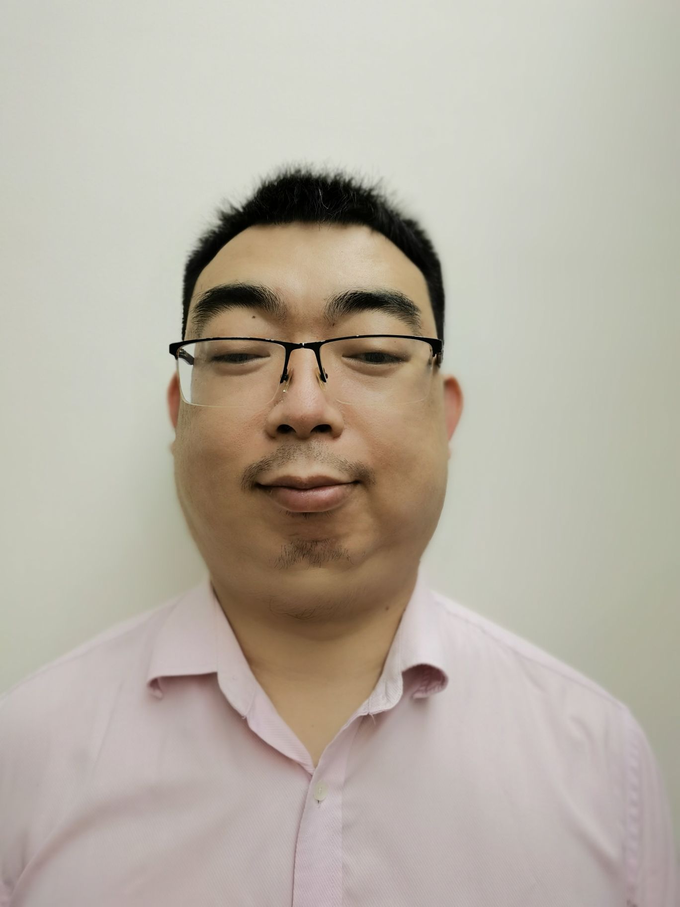 刘英头像