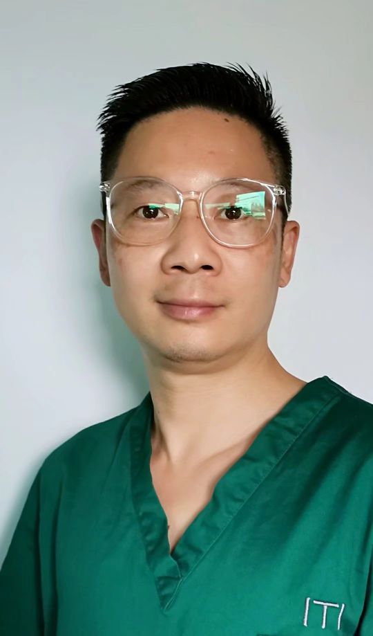 李辉头像