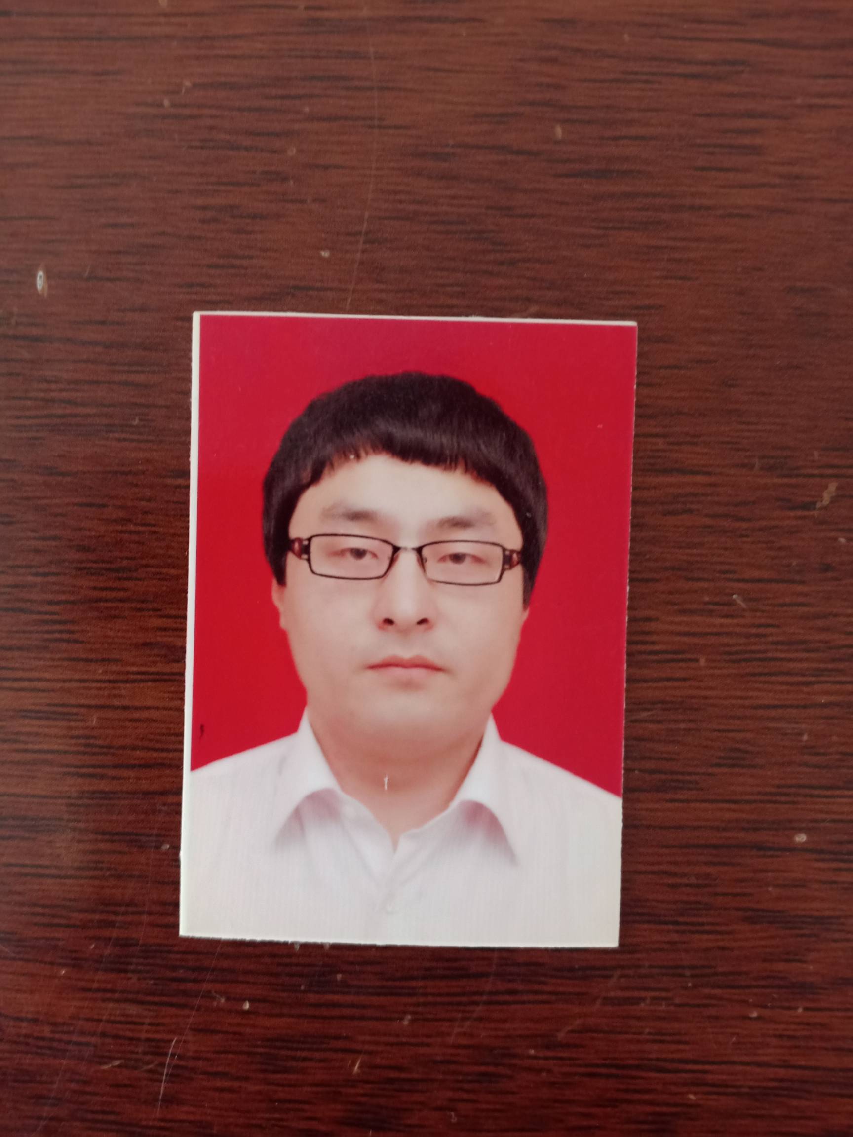 王鹏头像