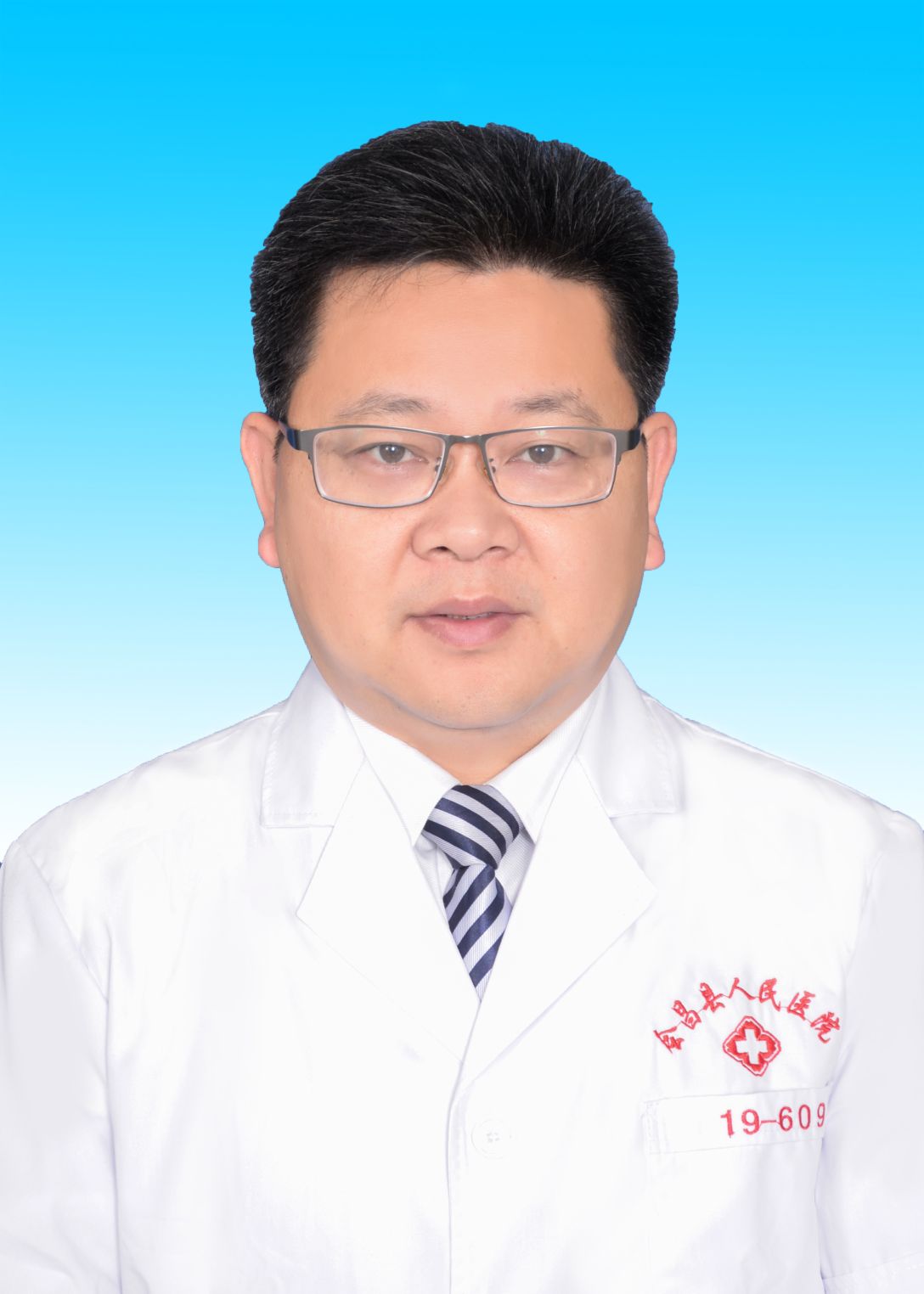 梁苑春头像