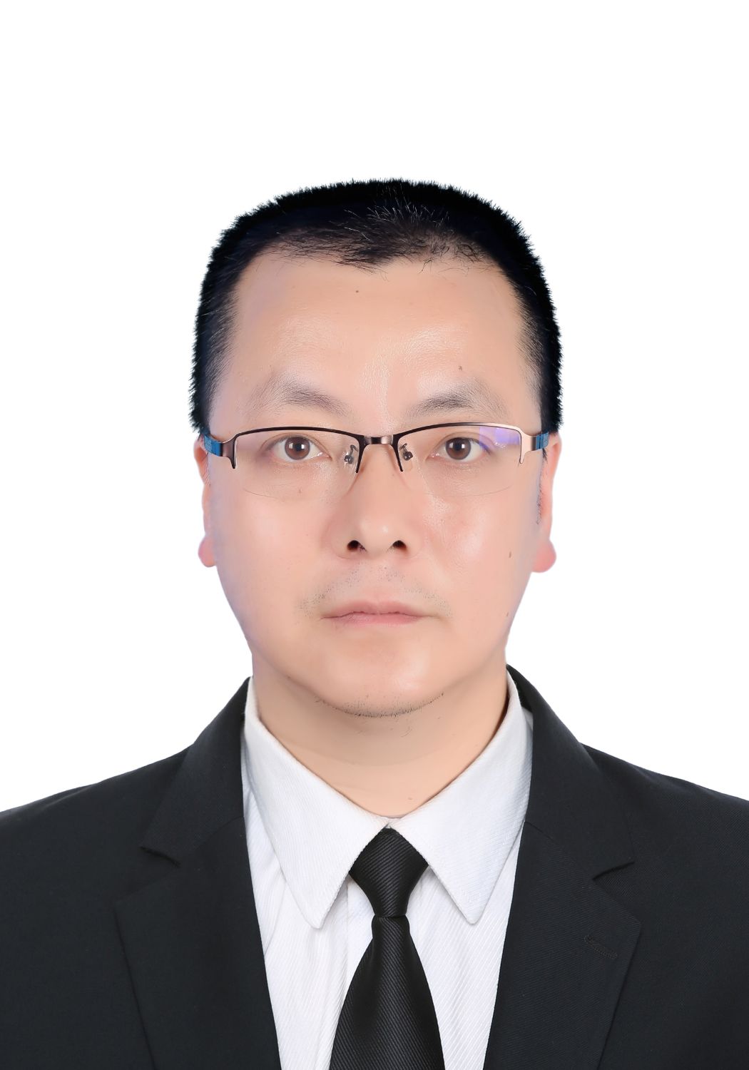 何易刚头像