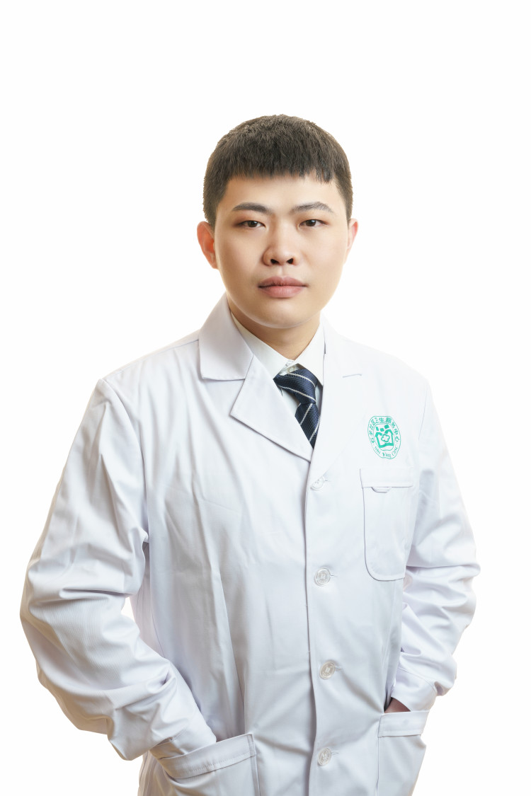 曾兴刚头像
