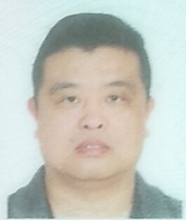 黄裕铁头像