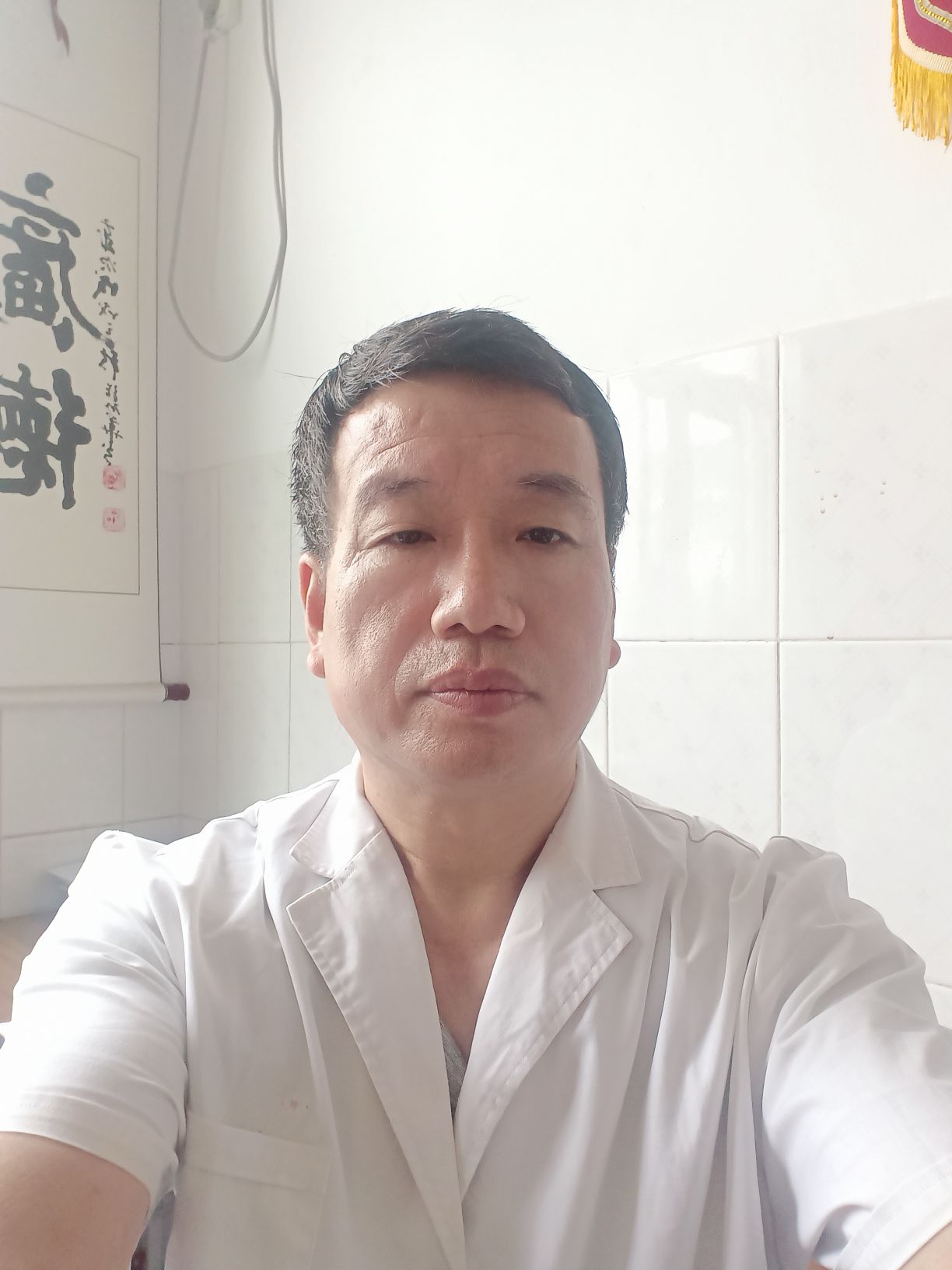 王伶头像