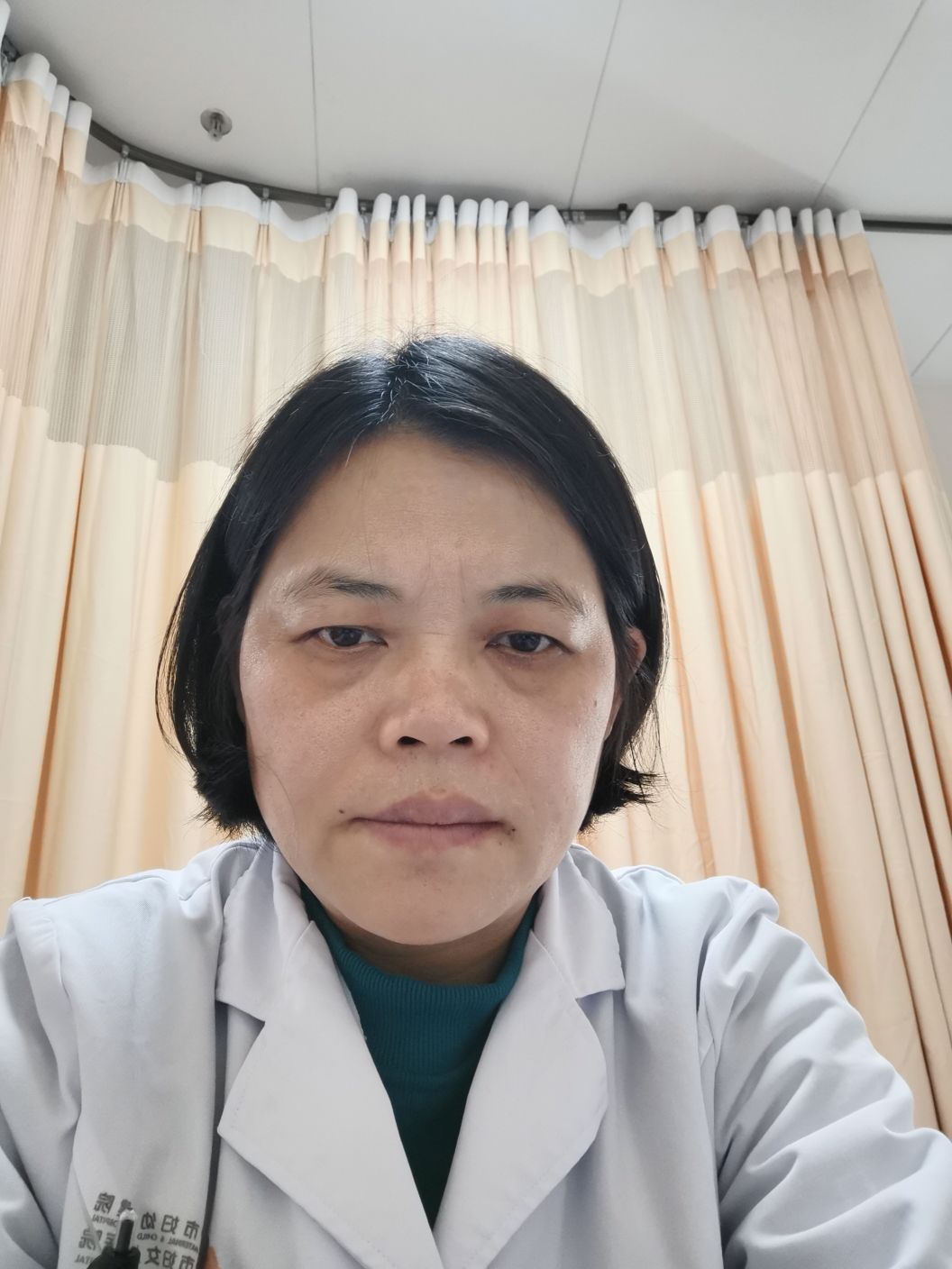 李洁凤头像