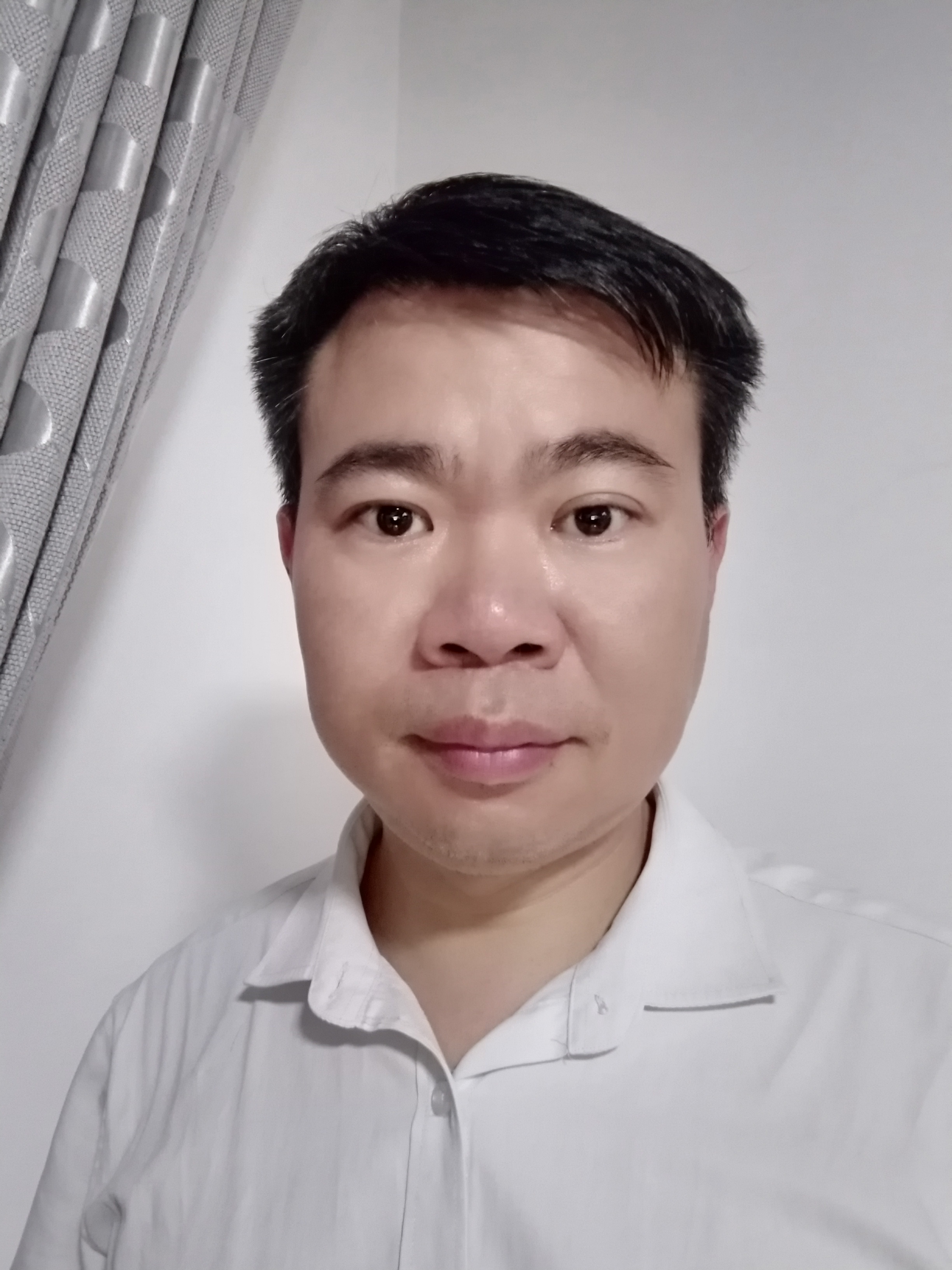 刘满堂头像