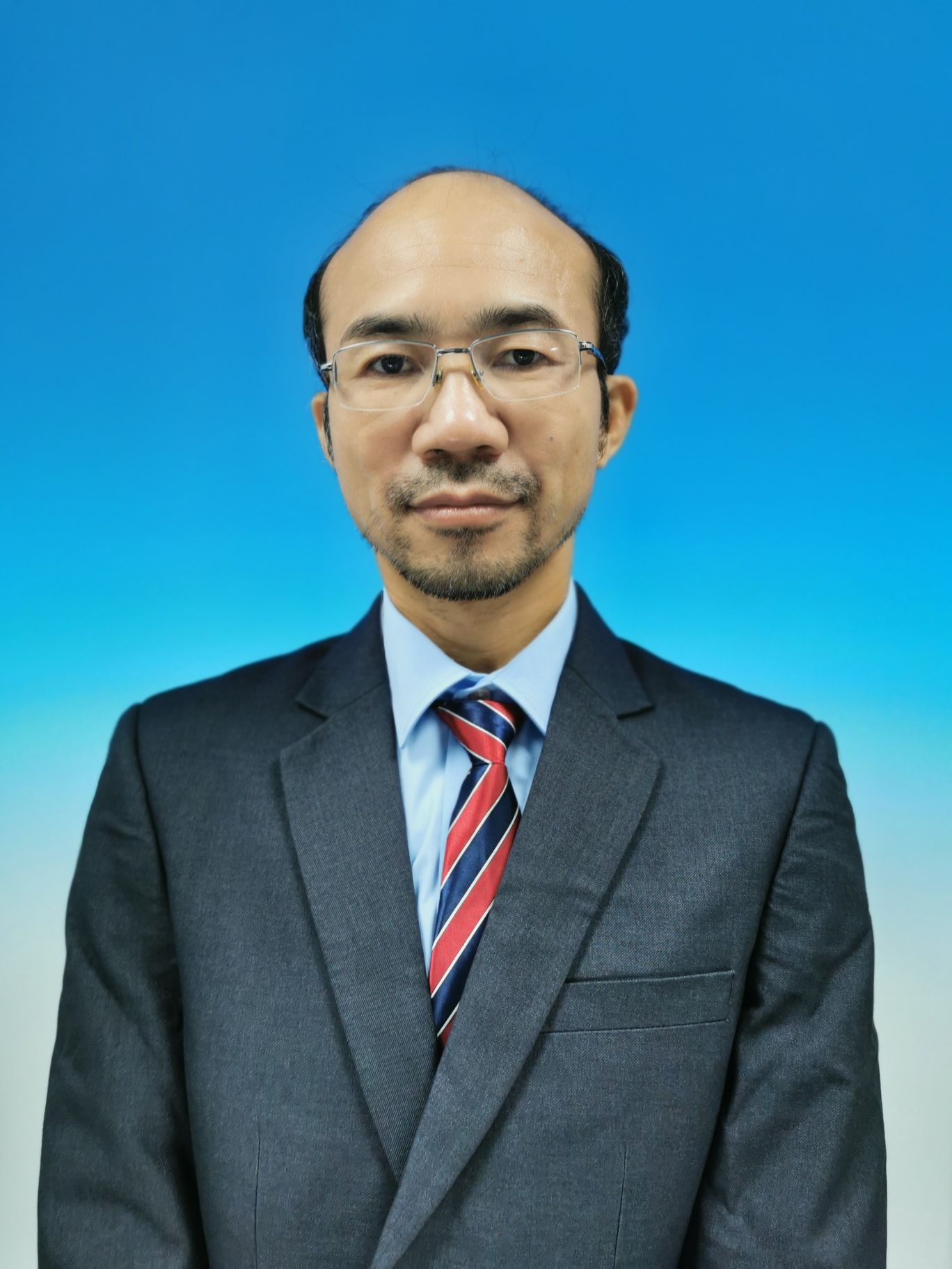 古兴元头像