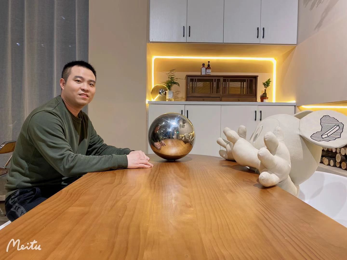 陈明明头像