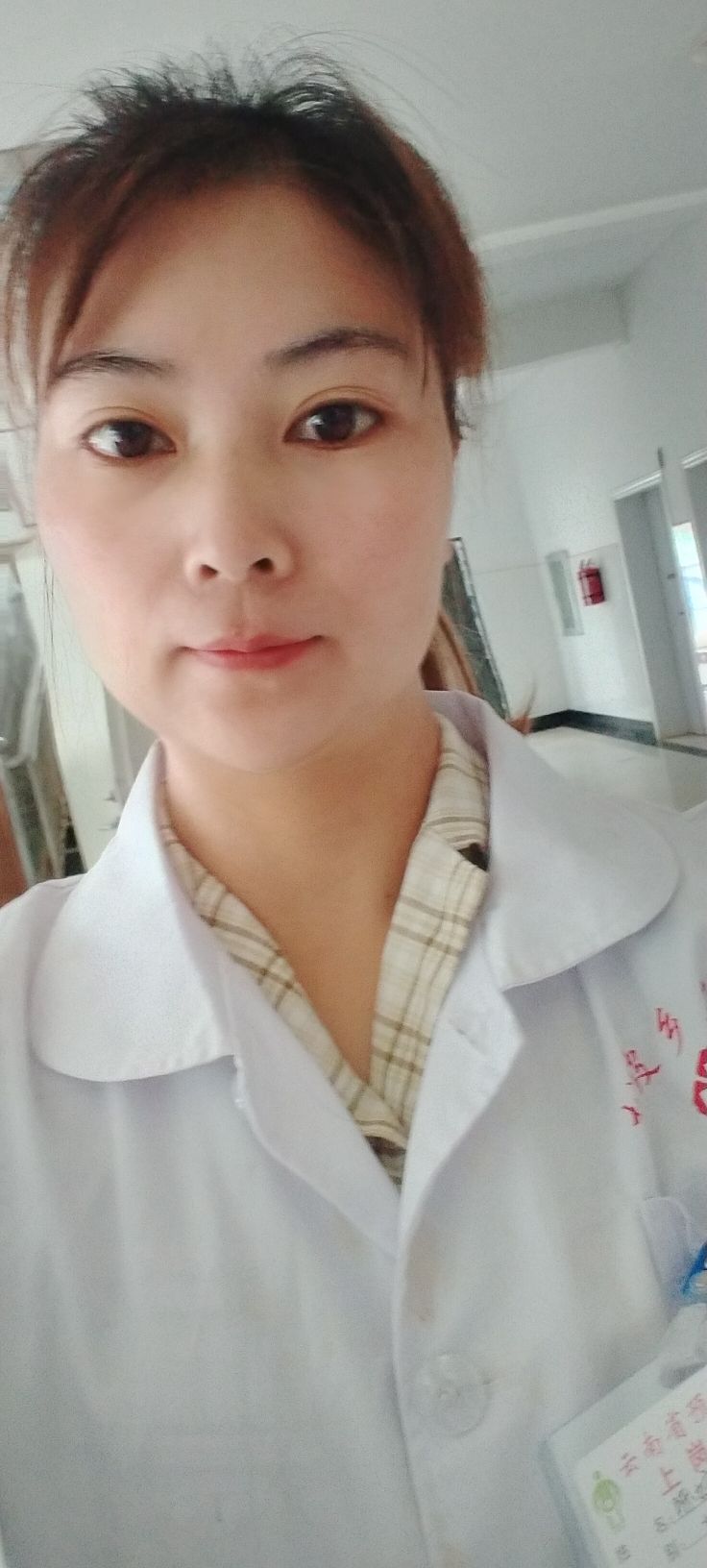 陈姣头像