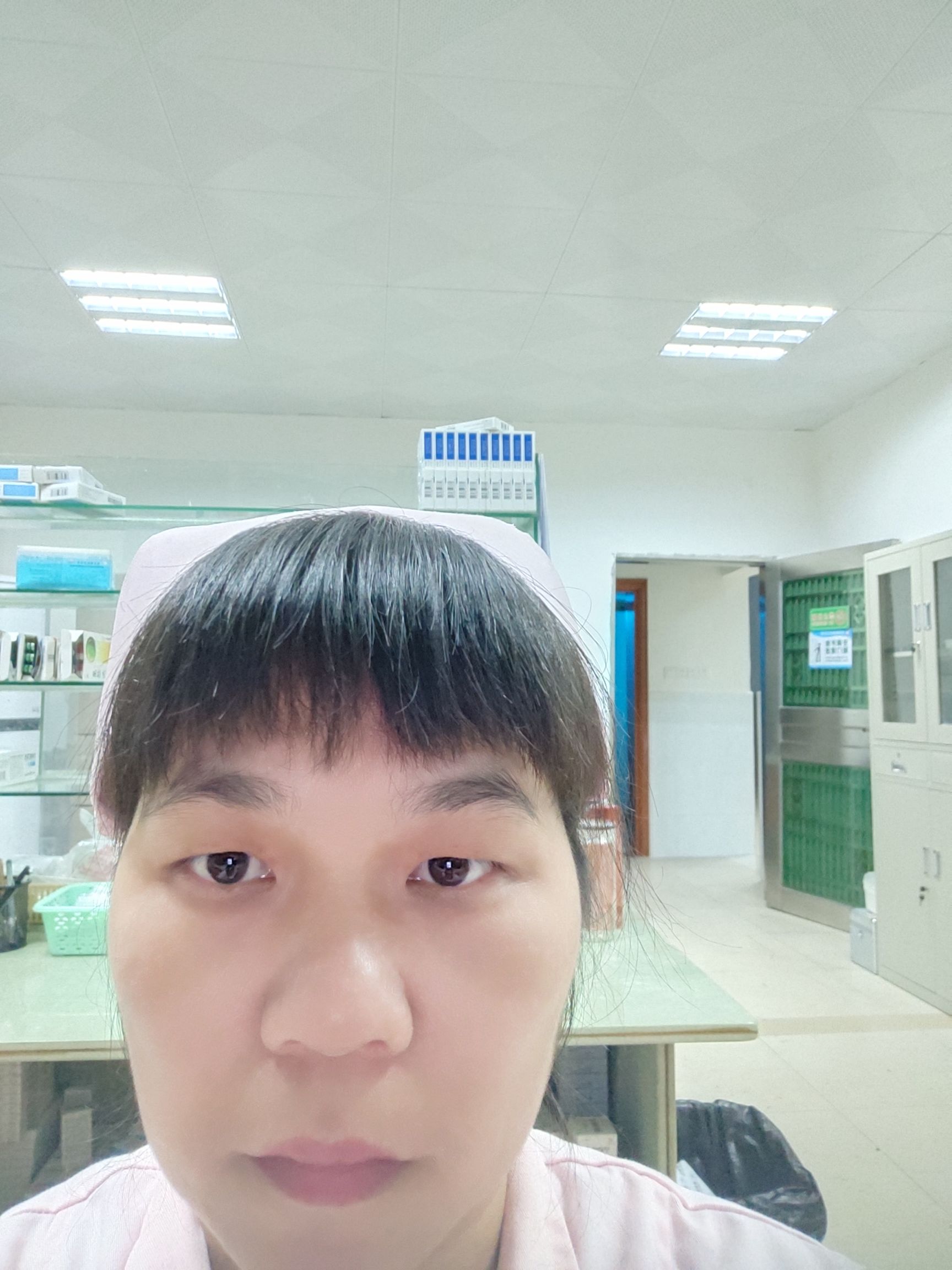 曾燕霞头像
