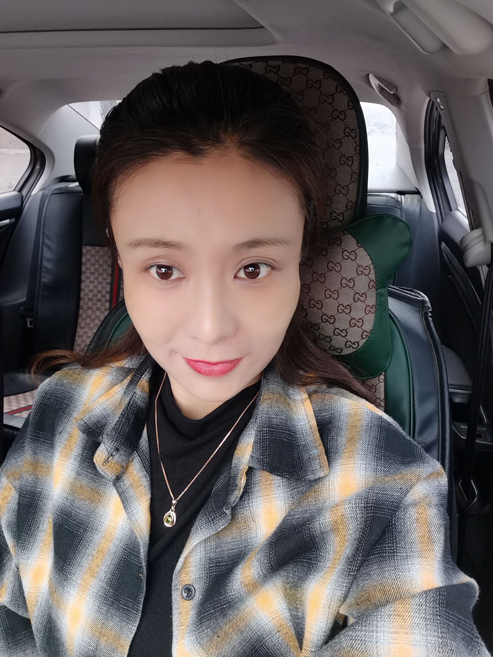 王晓芳头像