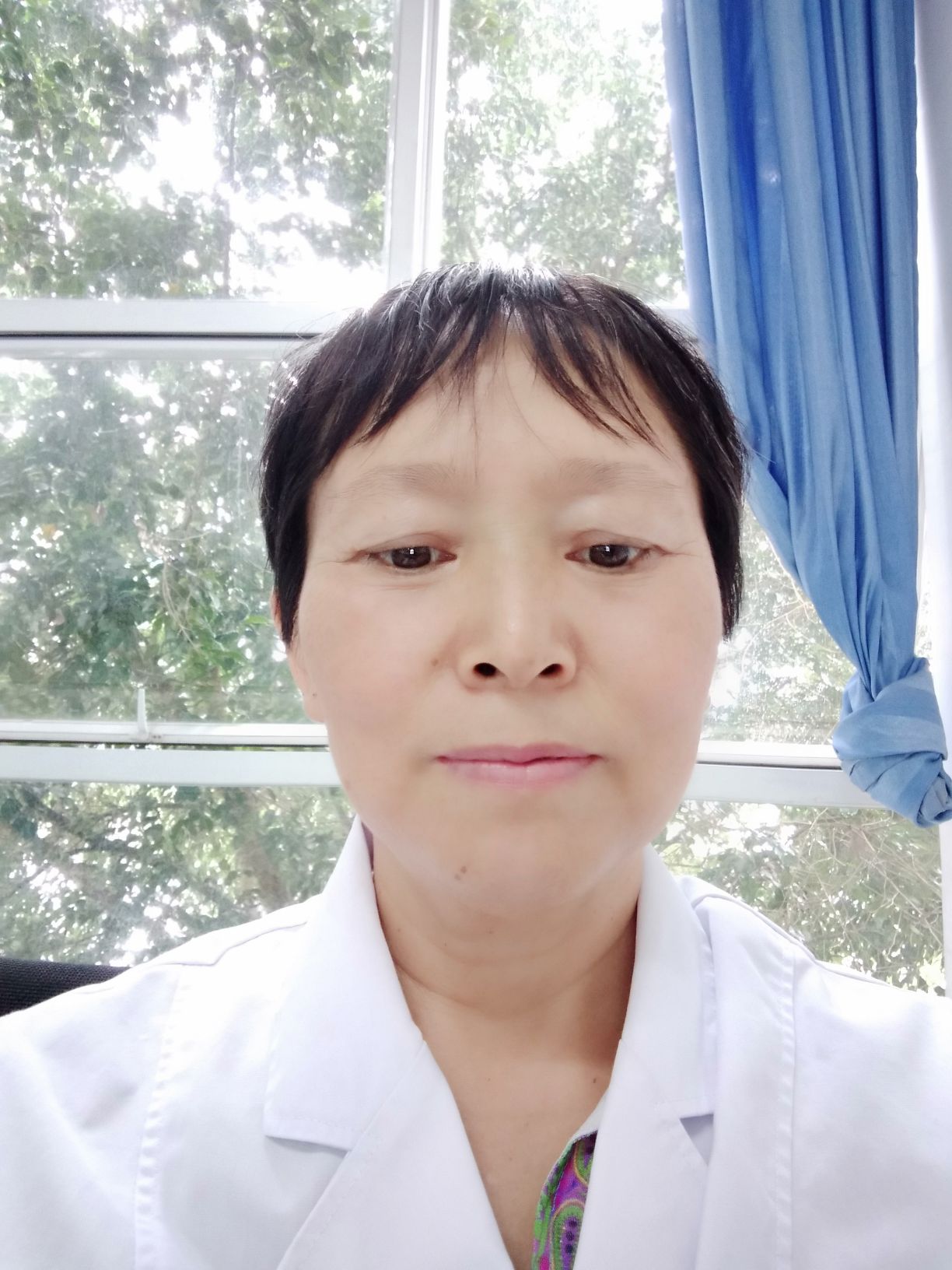 杨通琼头像