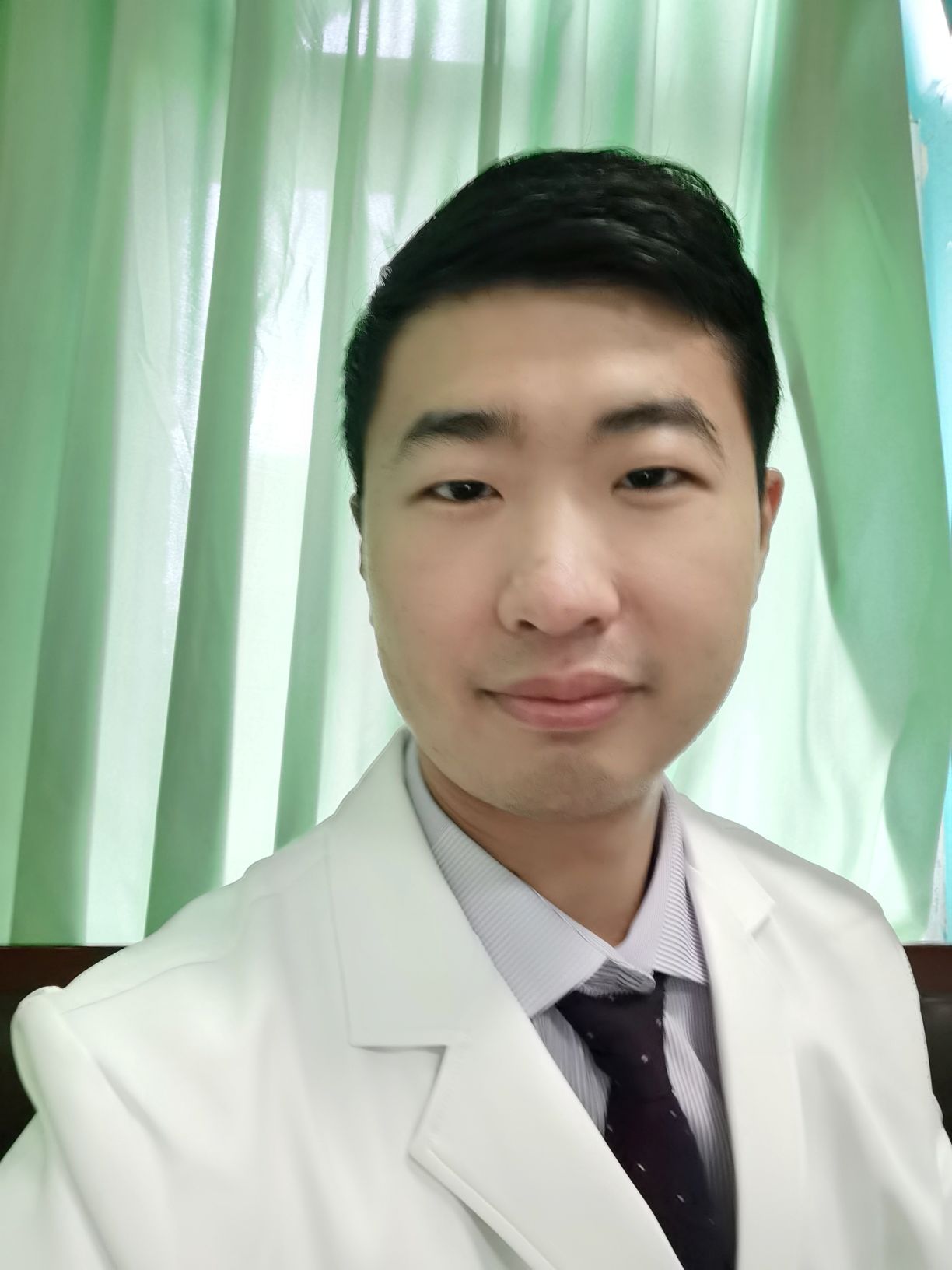 高宏头像
