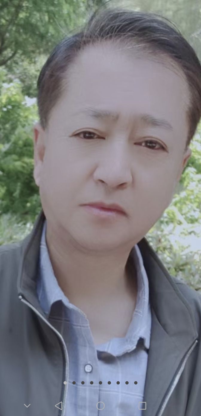 胡玉平头像