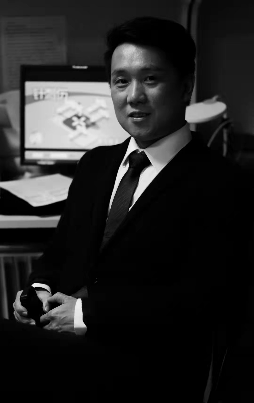 鲁刚头像