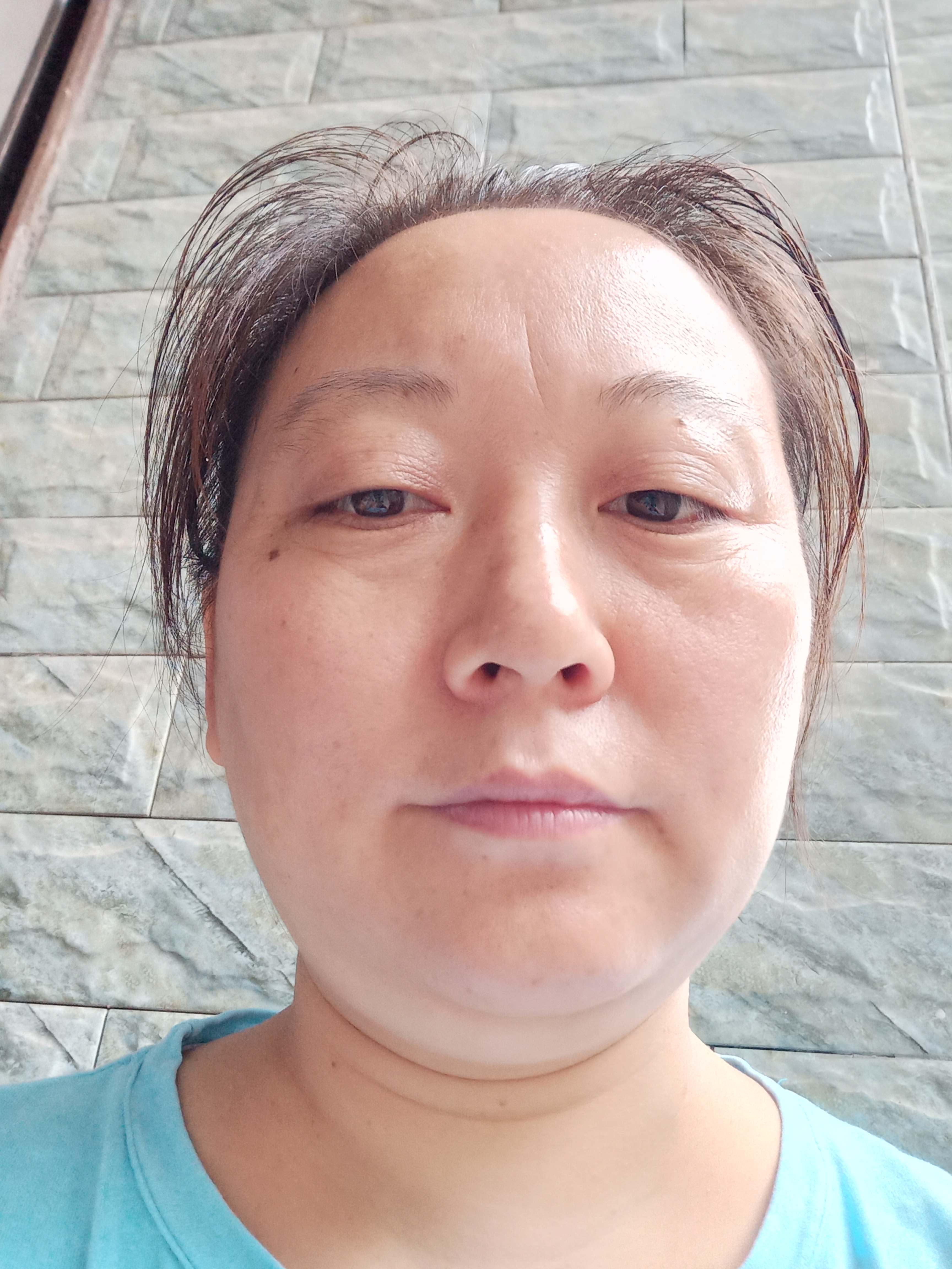 叶群仙头像