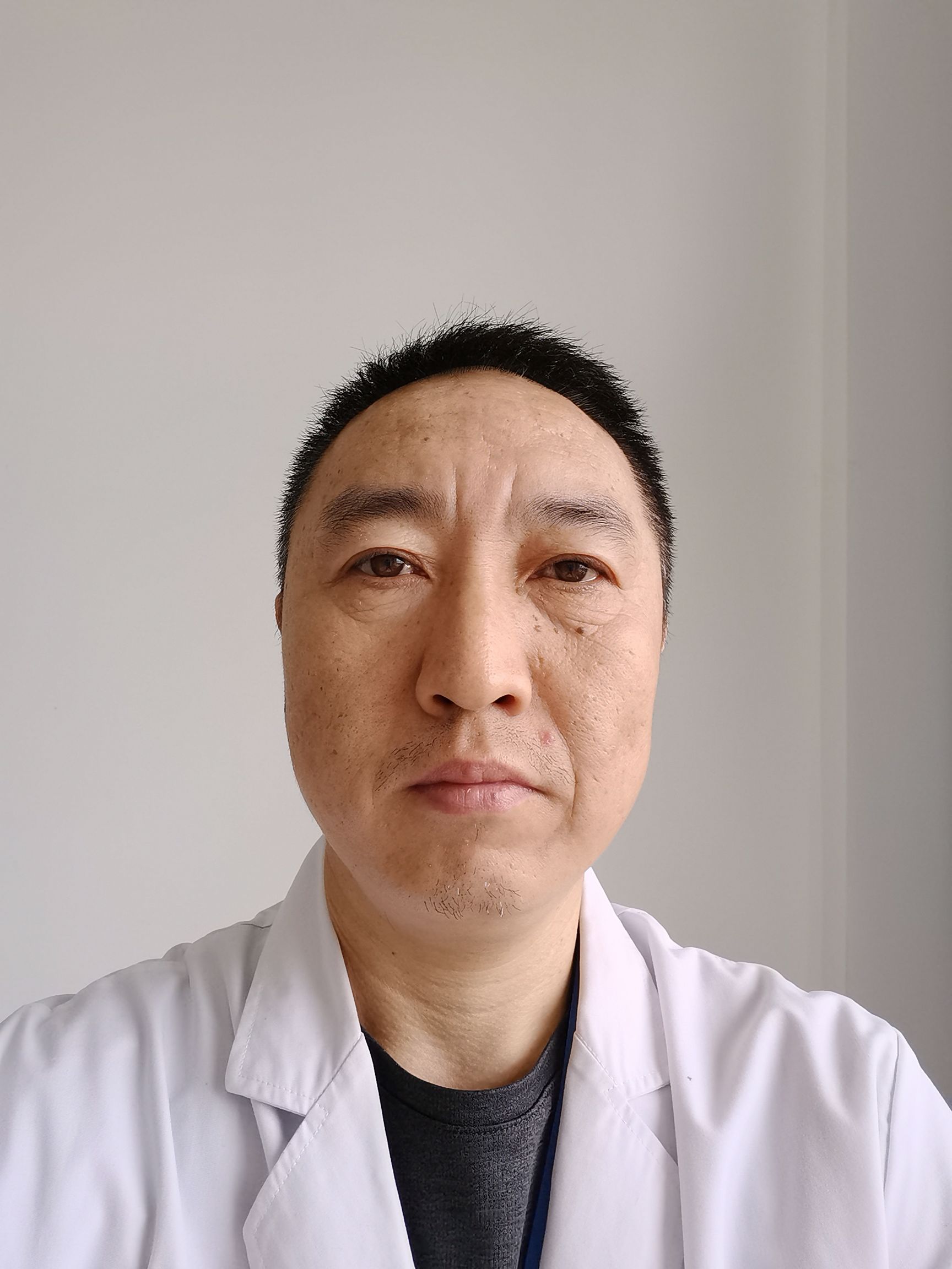 张清亮头像