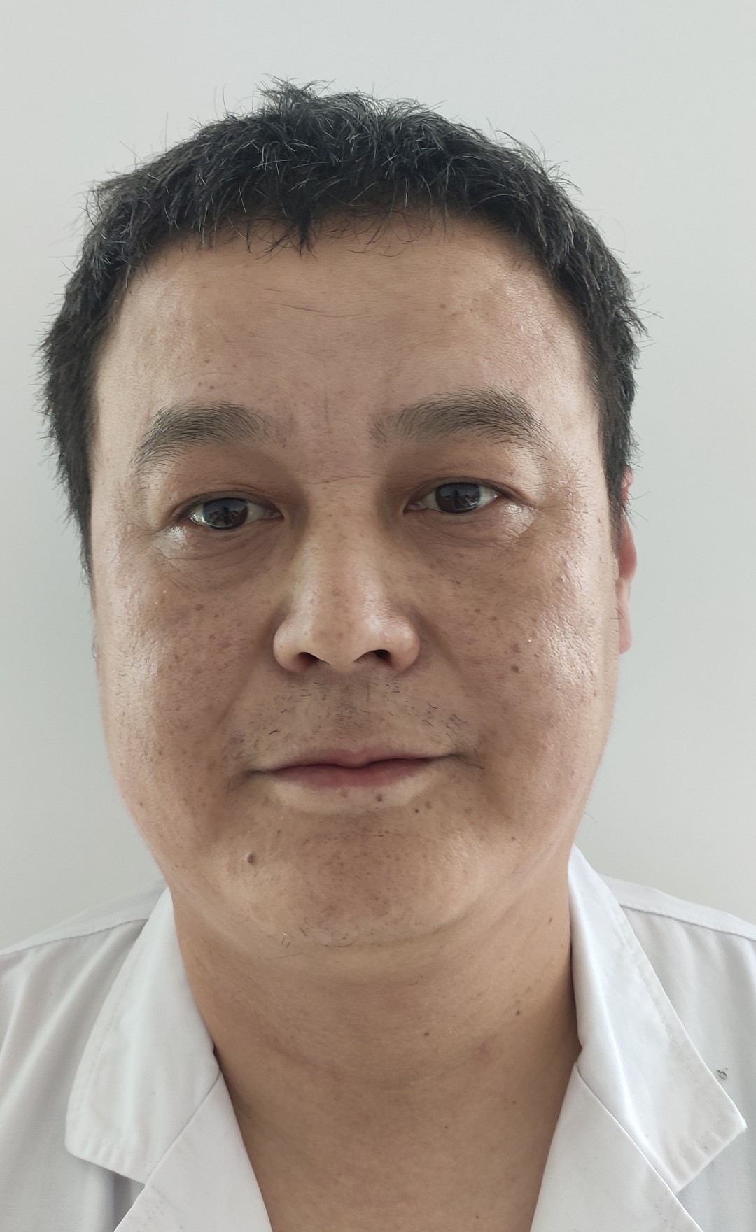 王涛头像