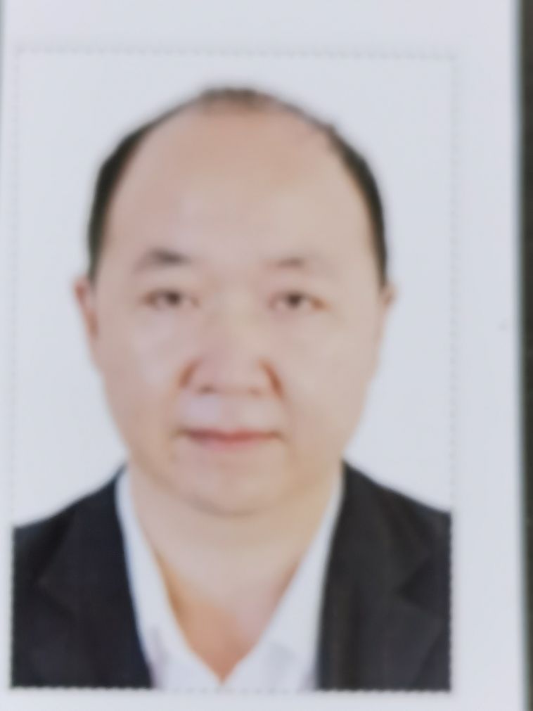 王斌头像