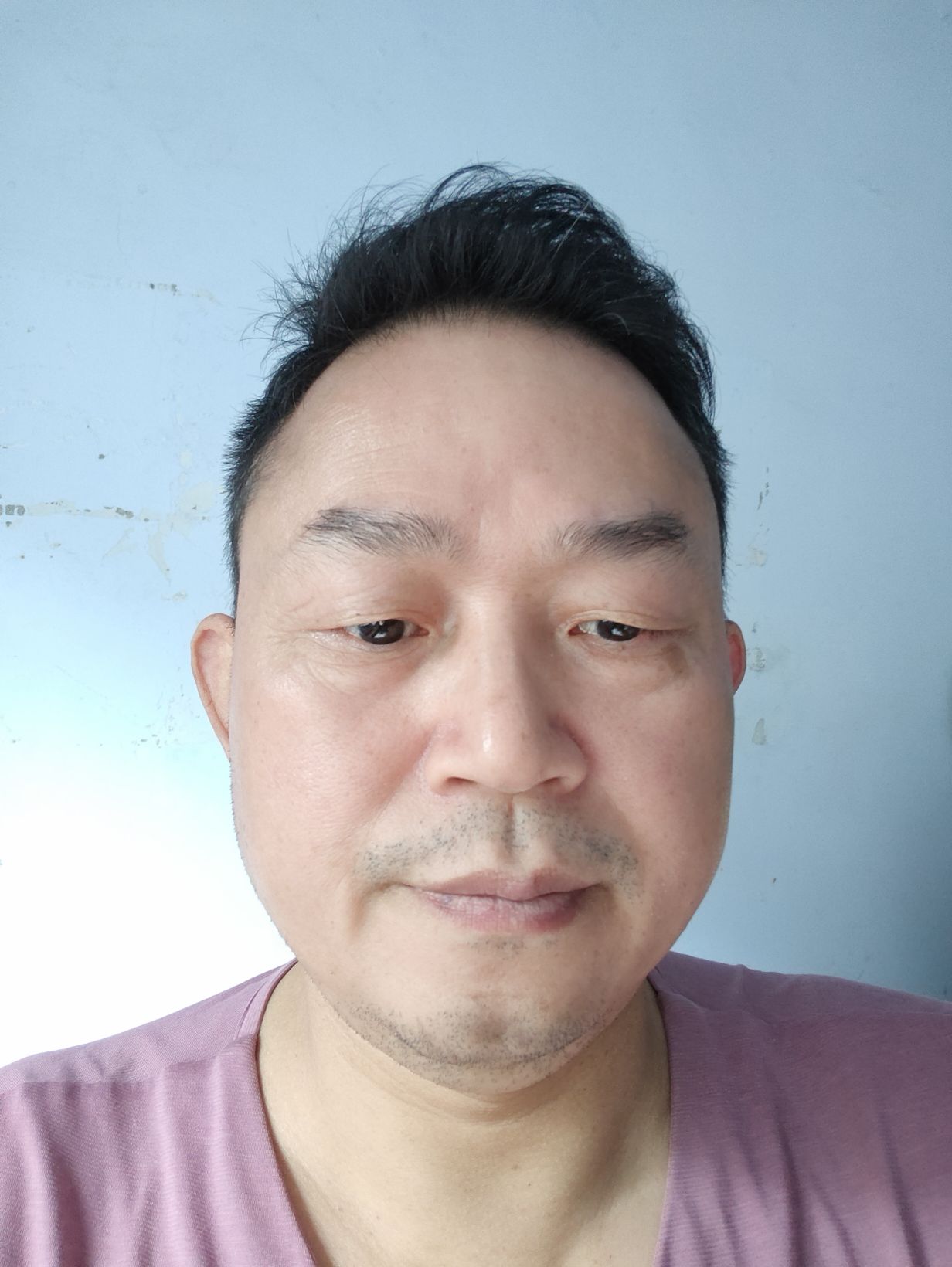 樊有根头像