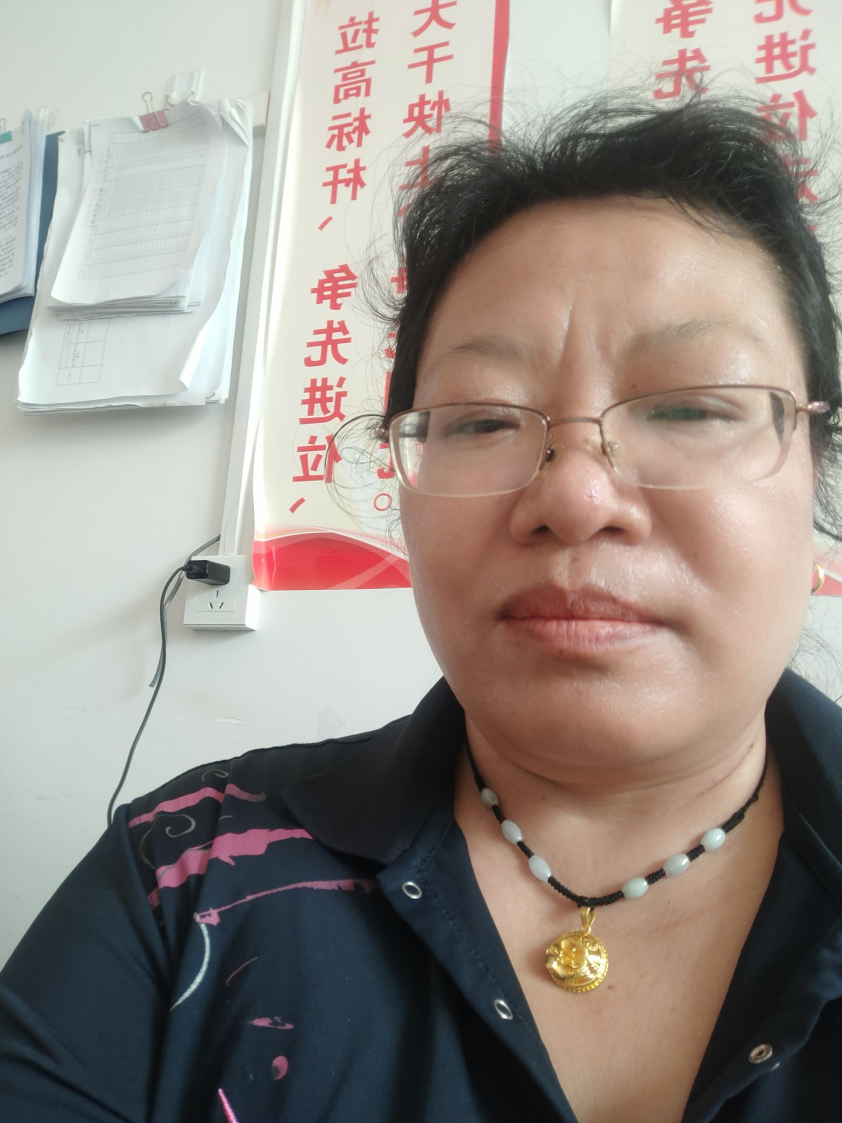 钟丽梅头像