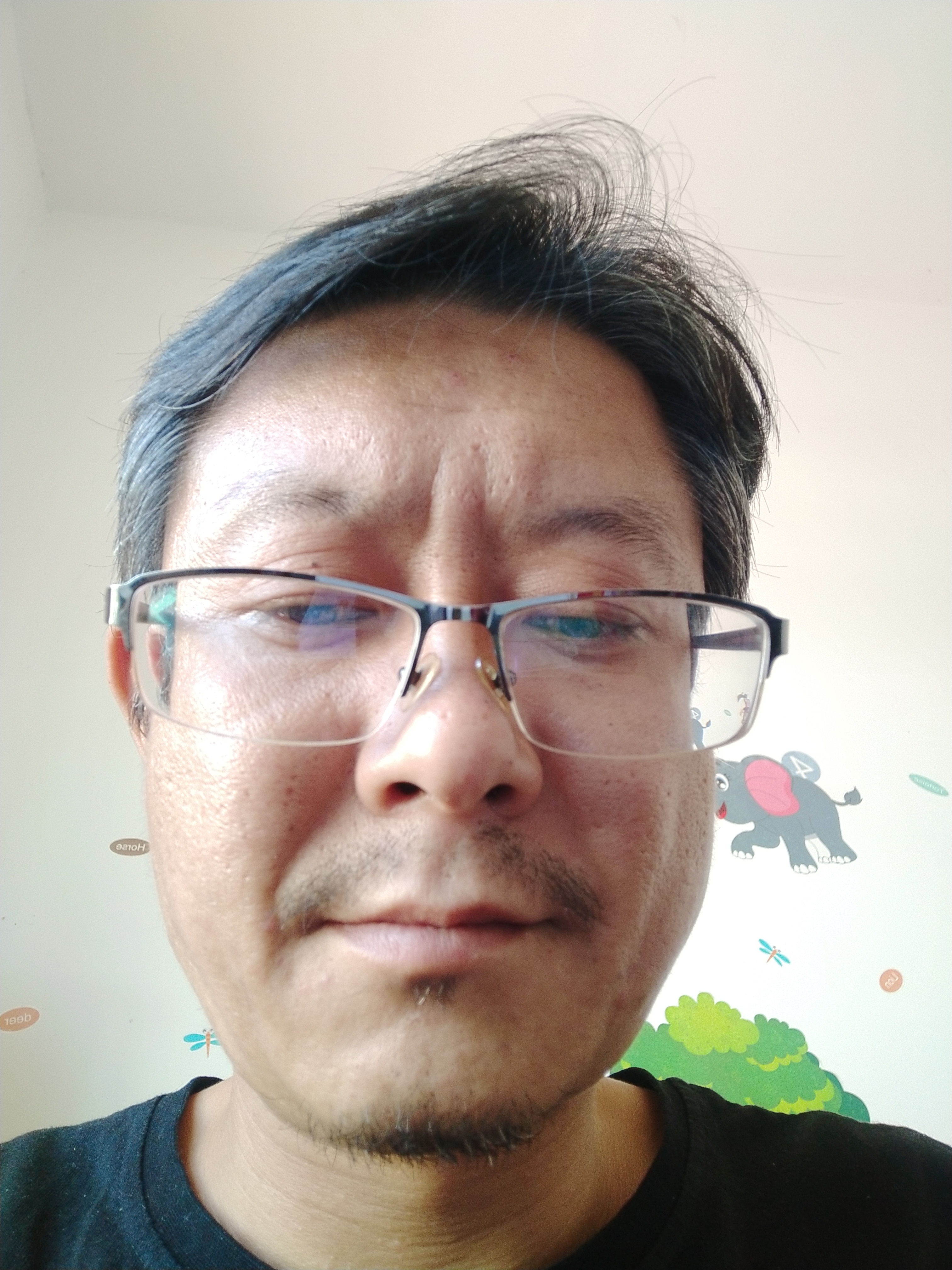 罗俊头像