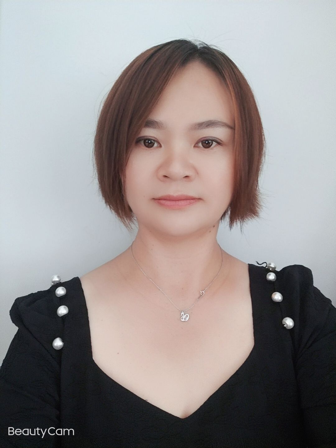 李芳琴头像