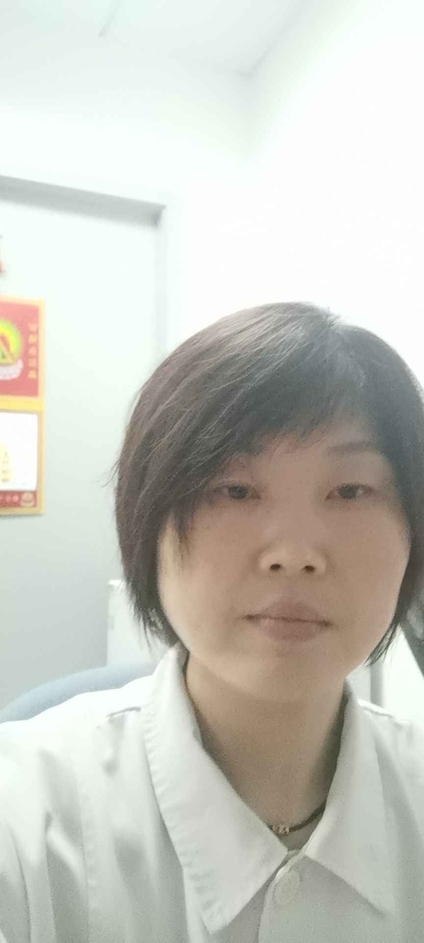 傅雁红头像
