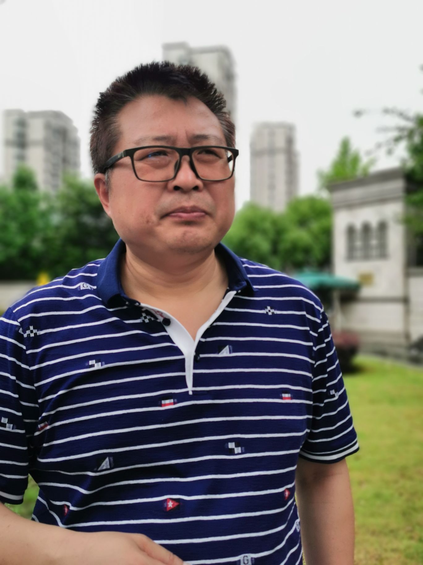 高振军头像