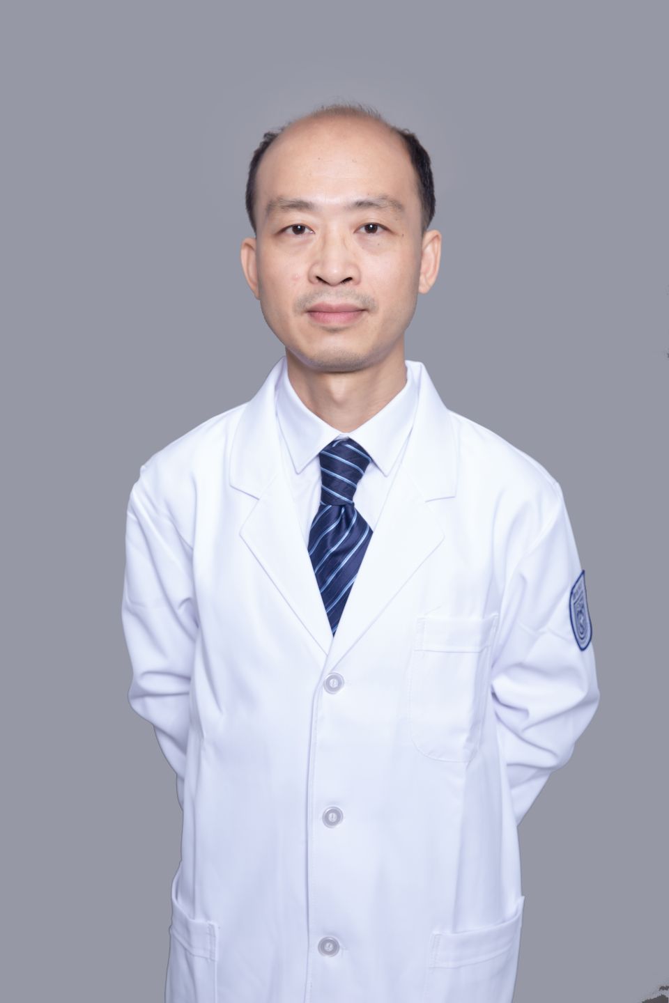 丁林头像