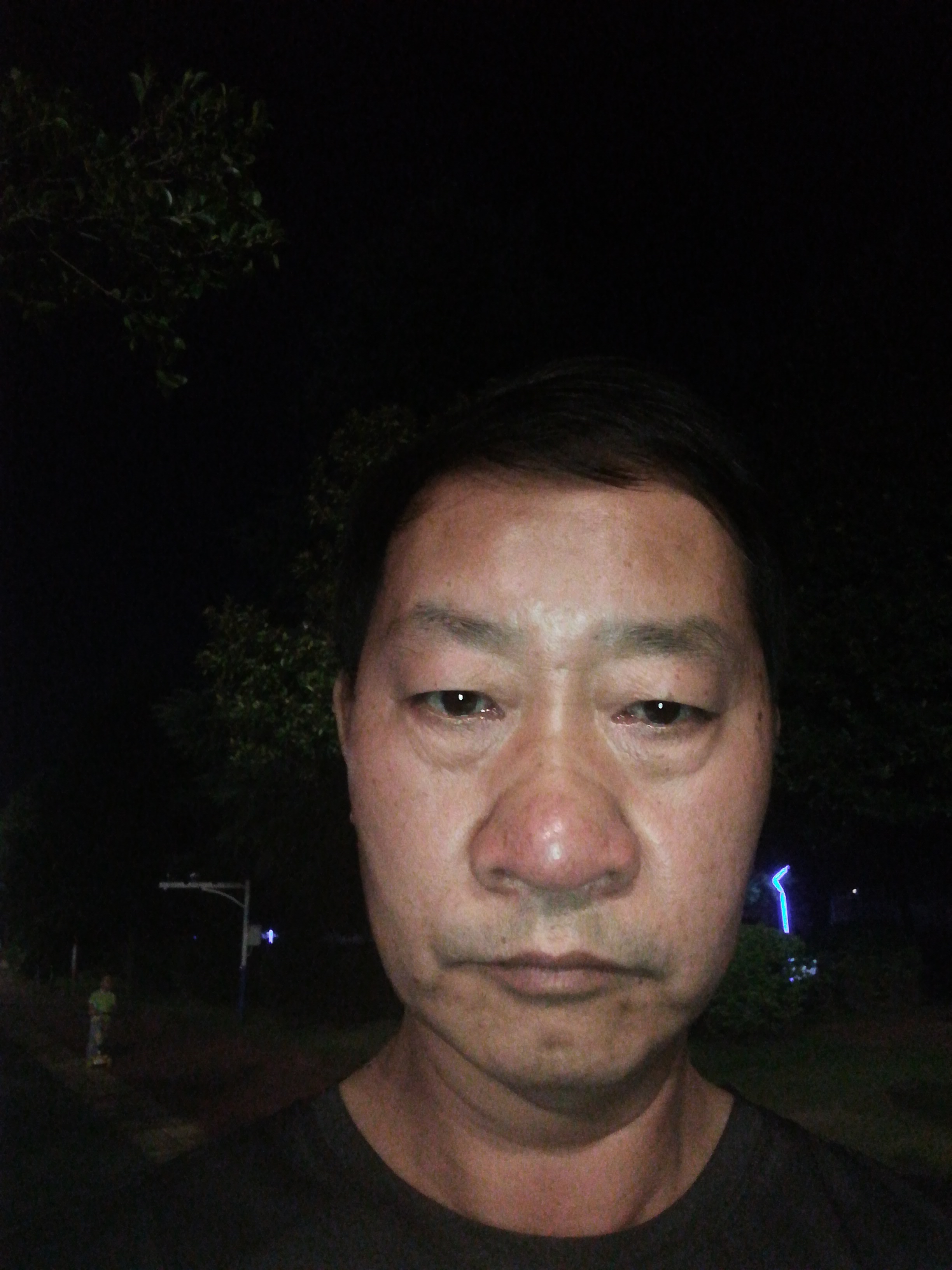 何敏忠头像