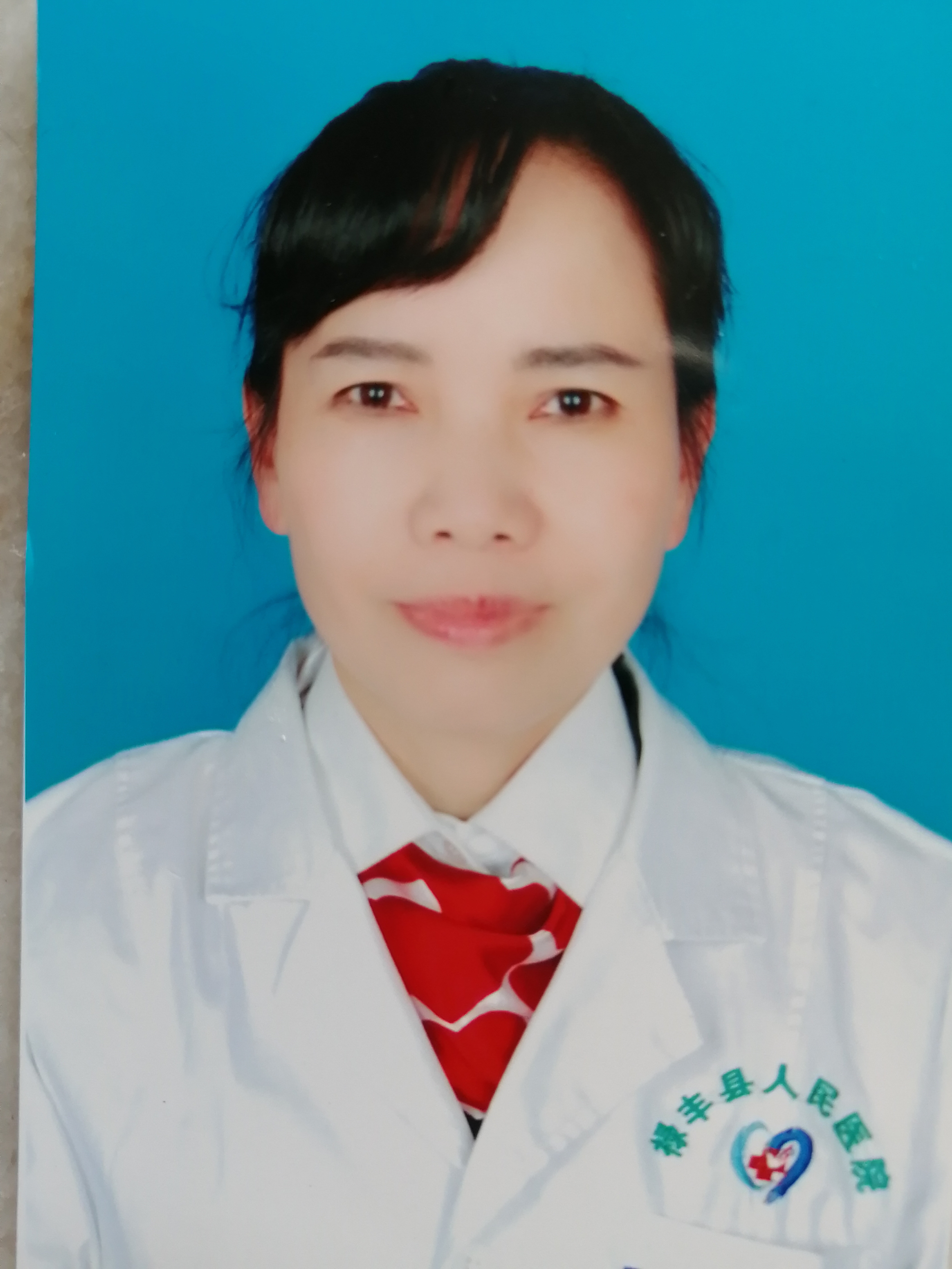杨茜头像
