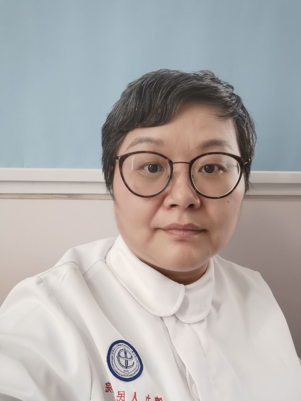 李秋萍头像