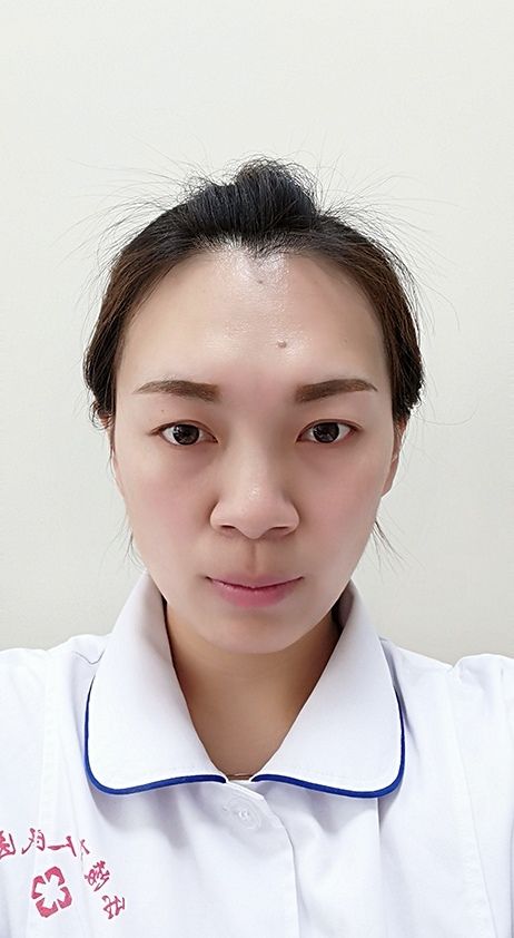 顾梦艺头像