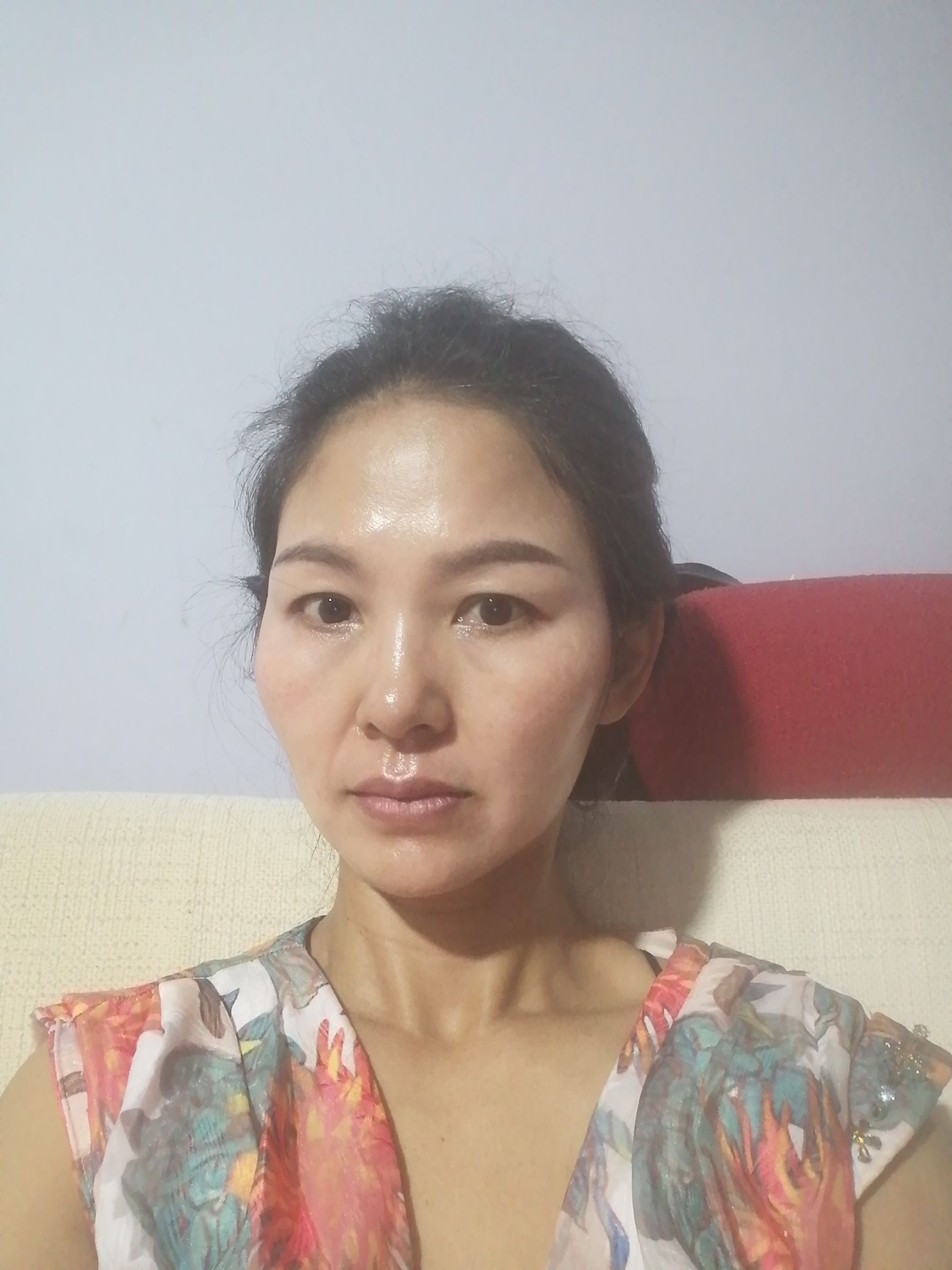 杨红波头像
