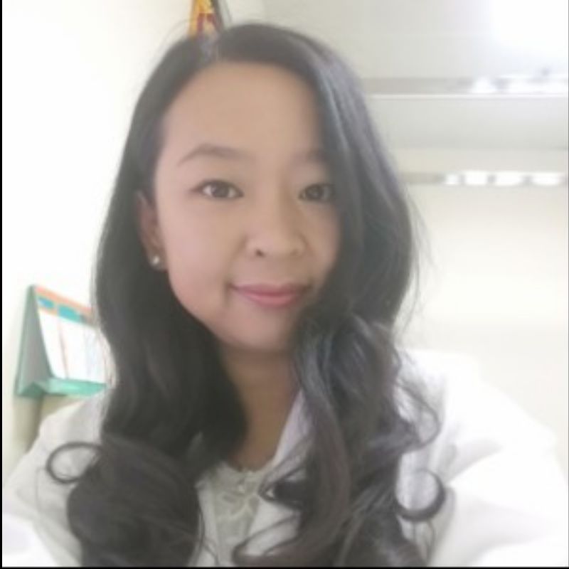 董佳容头像