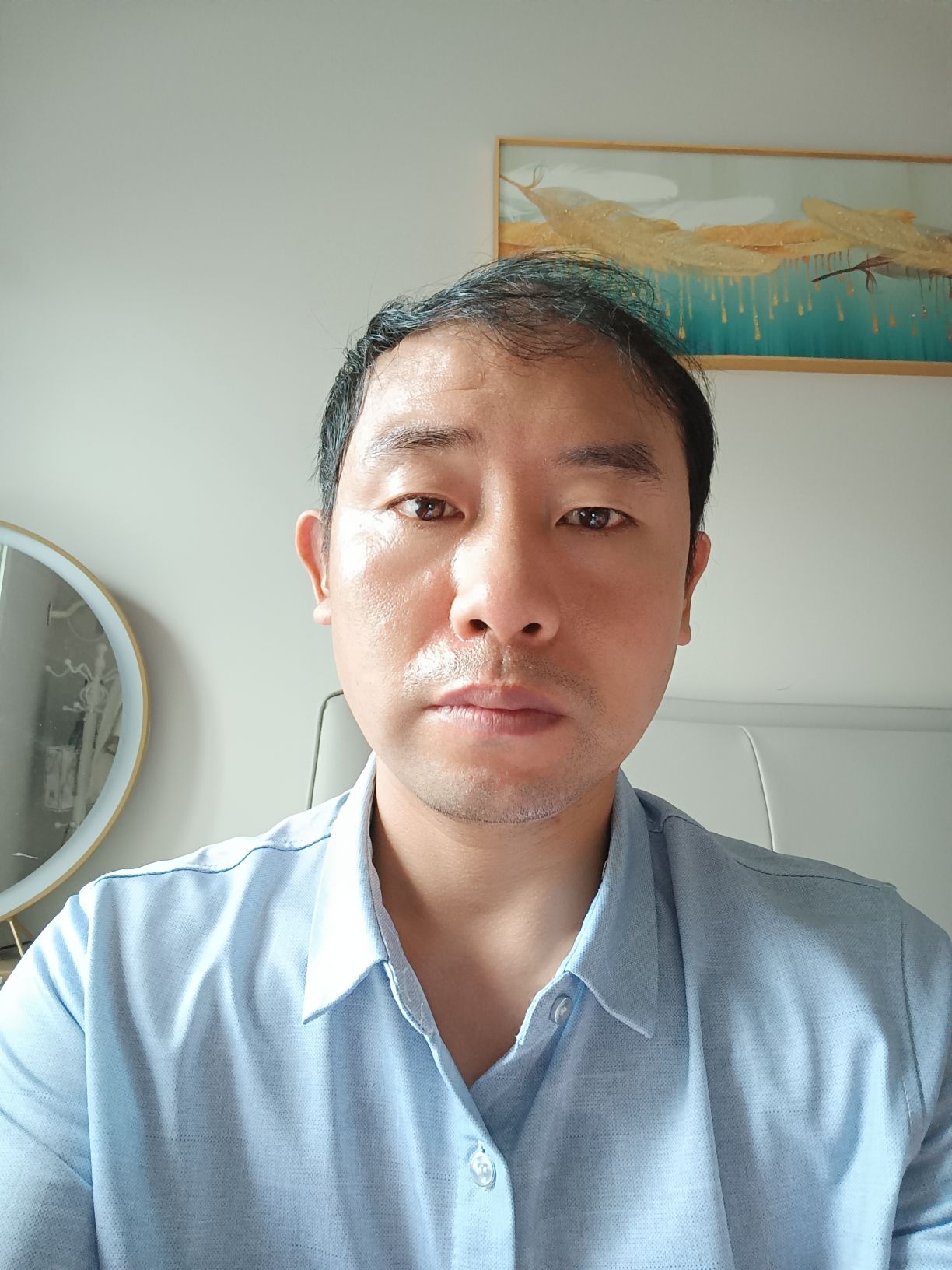 蒋广龙头像