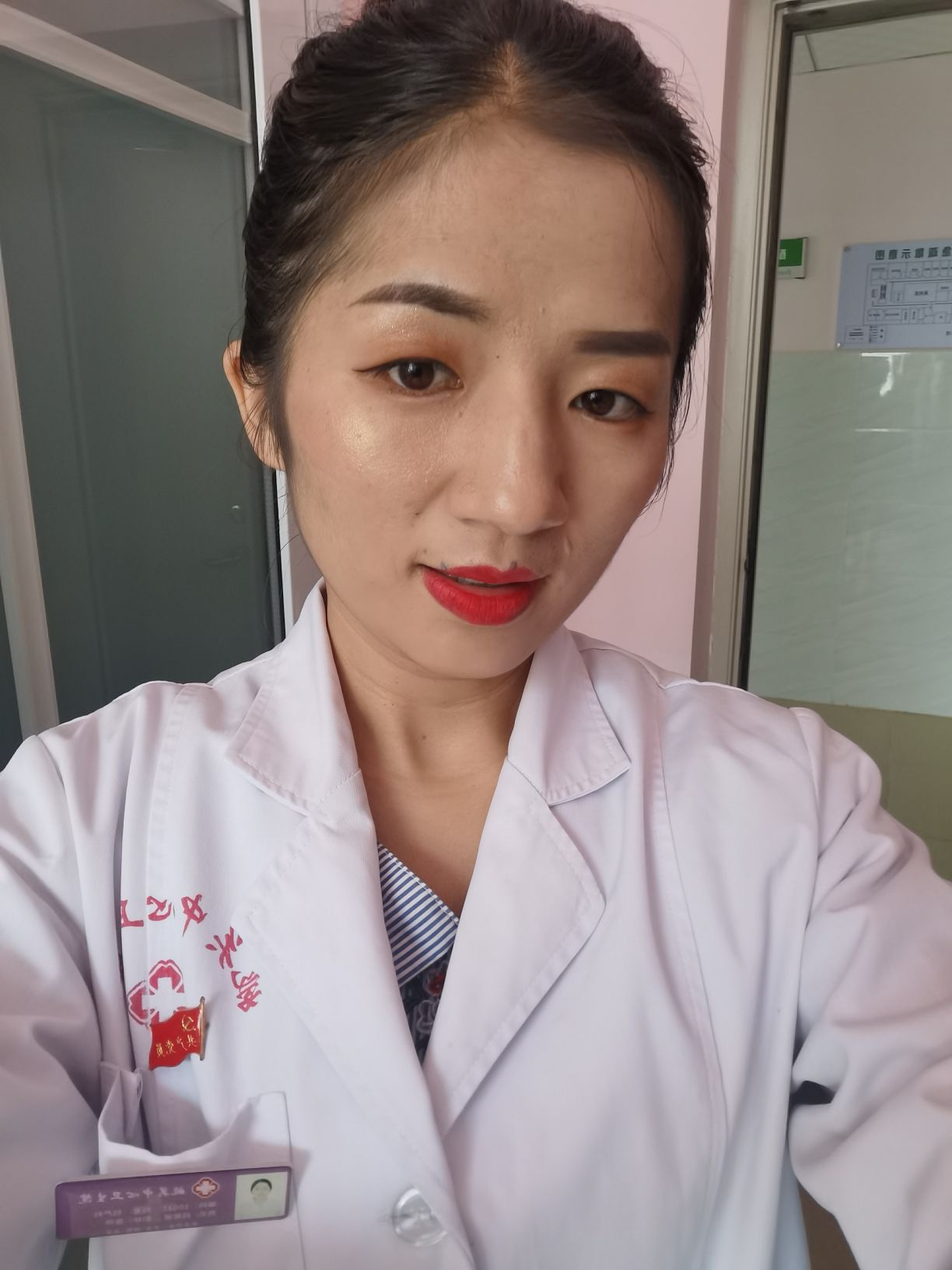 段姗姗头像