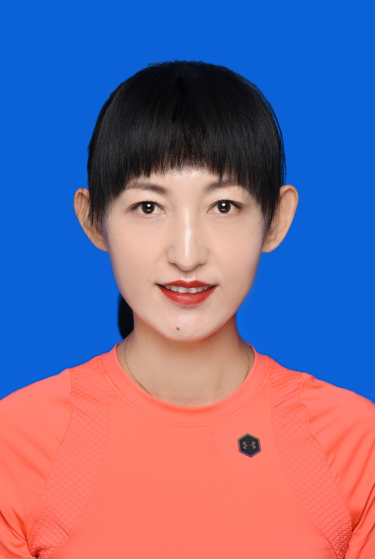 崔皓头像