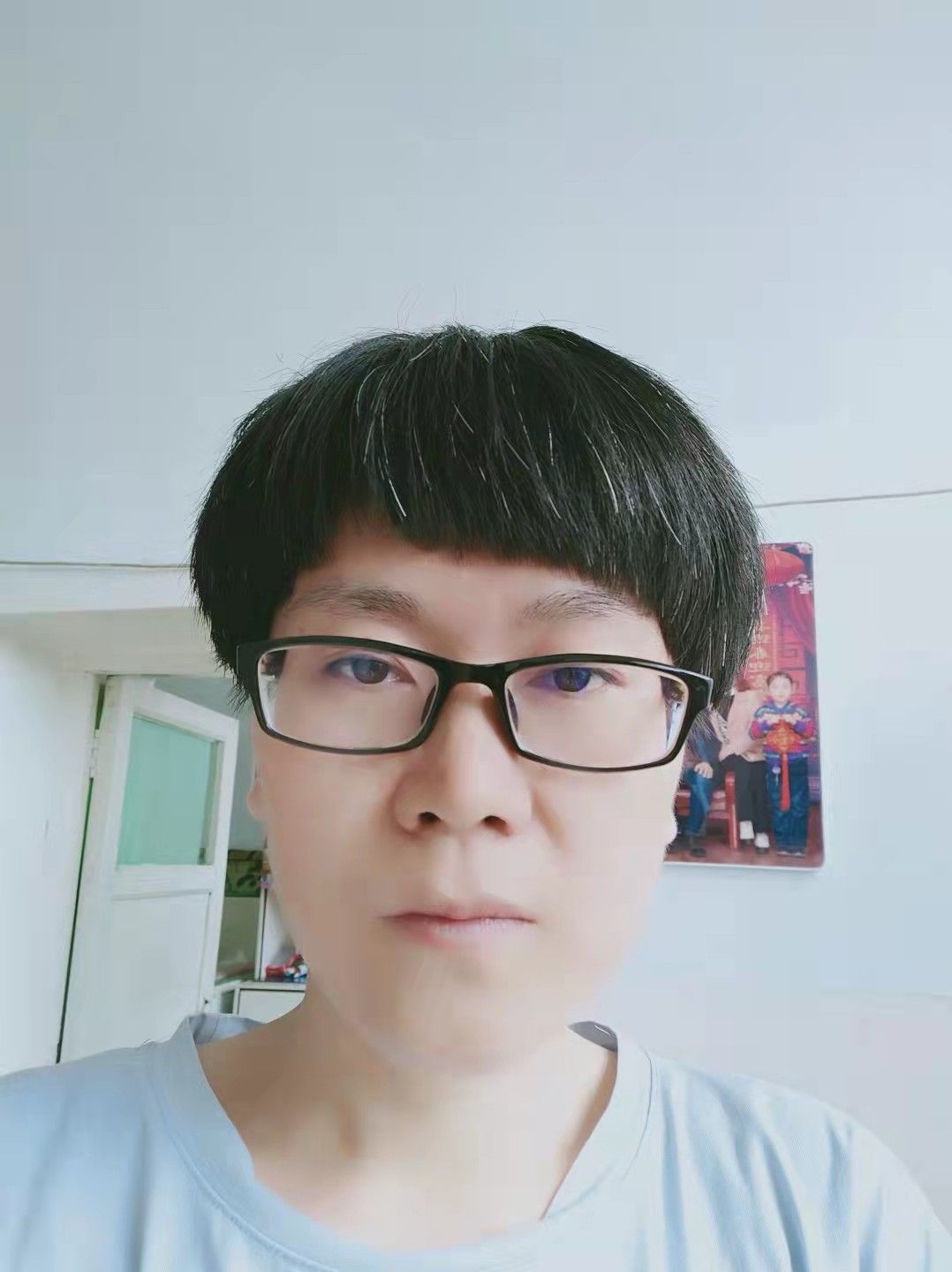 吴小丽头像