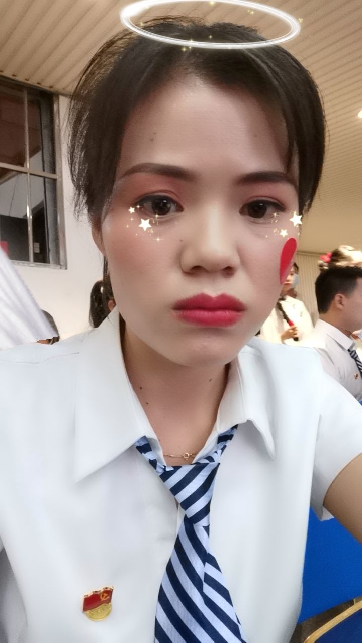 罗明芳头像