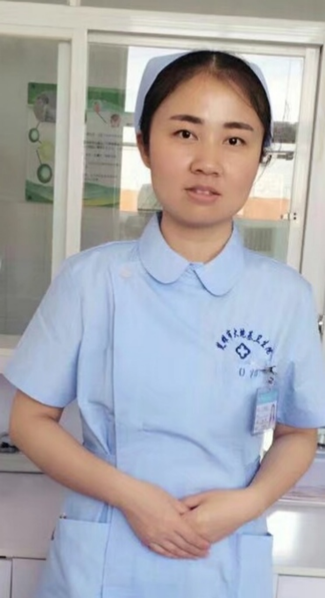 杨美玲头像