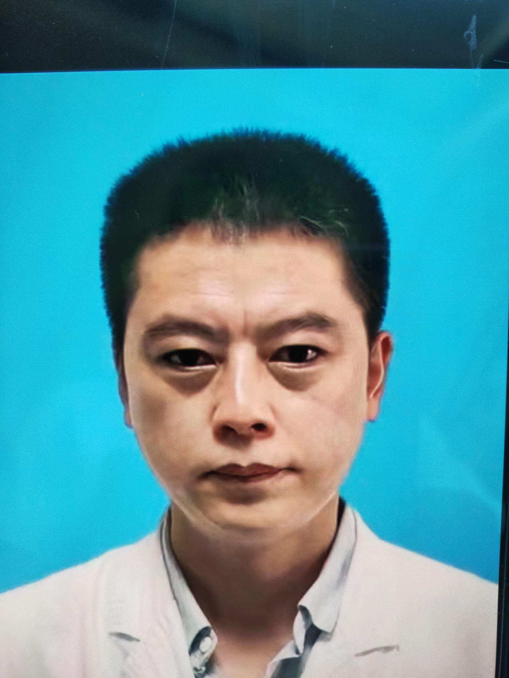 杨云头像
