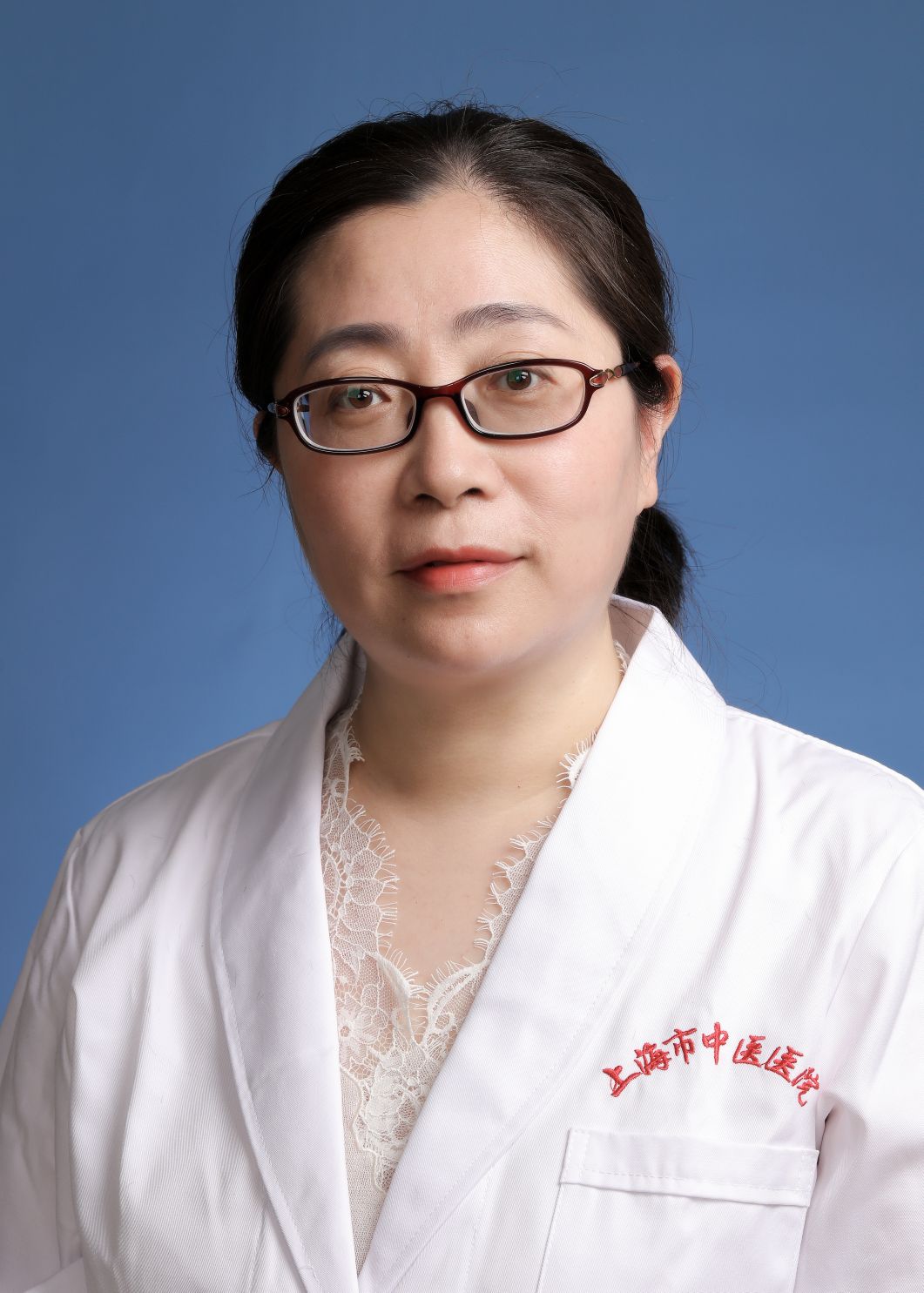 张叶青头像