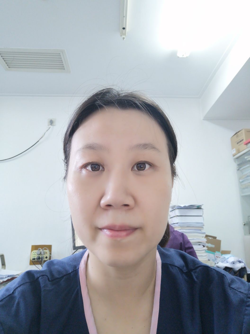 王晶晶头像