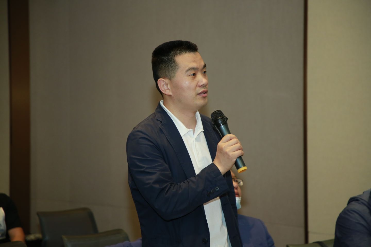 李永华头像
