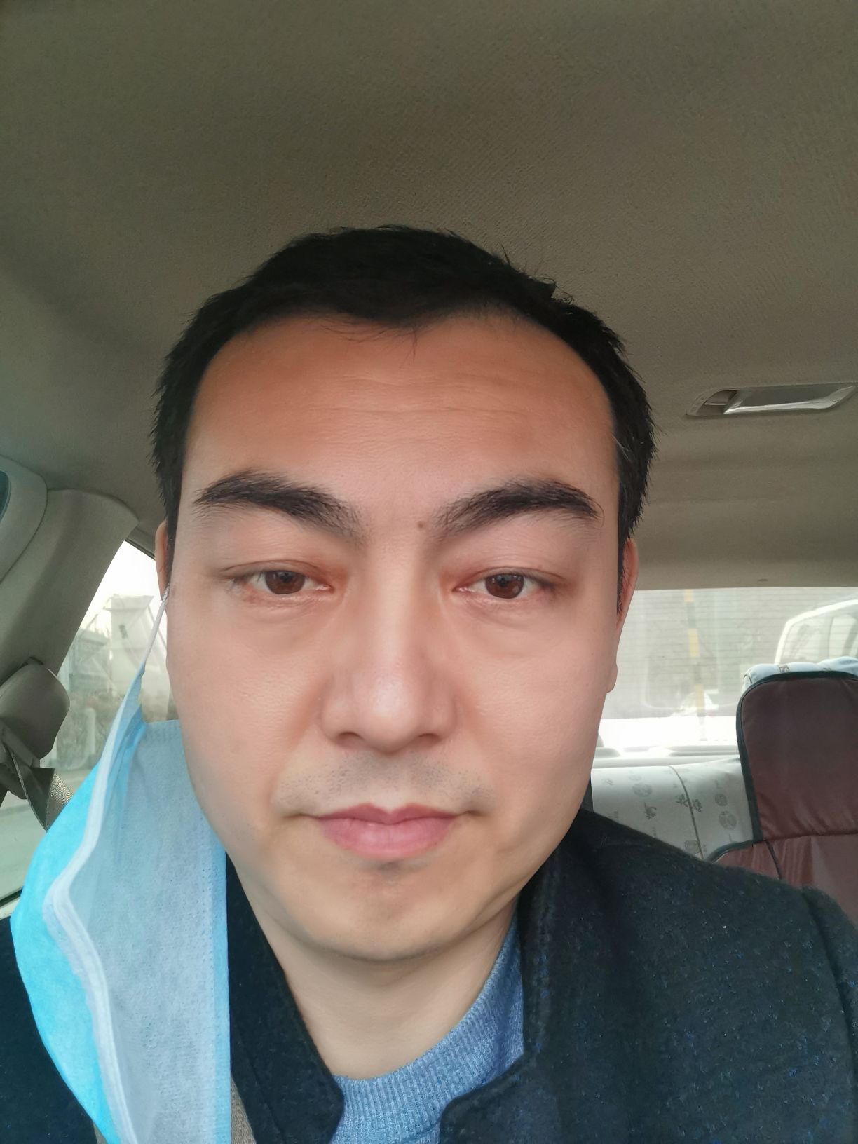 庞新华头像