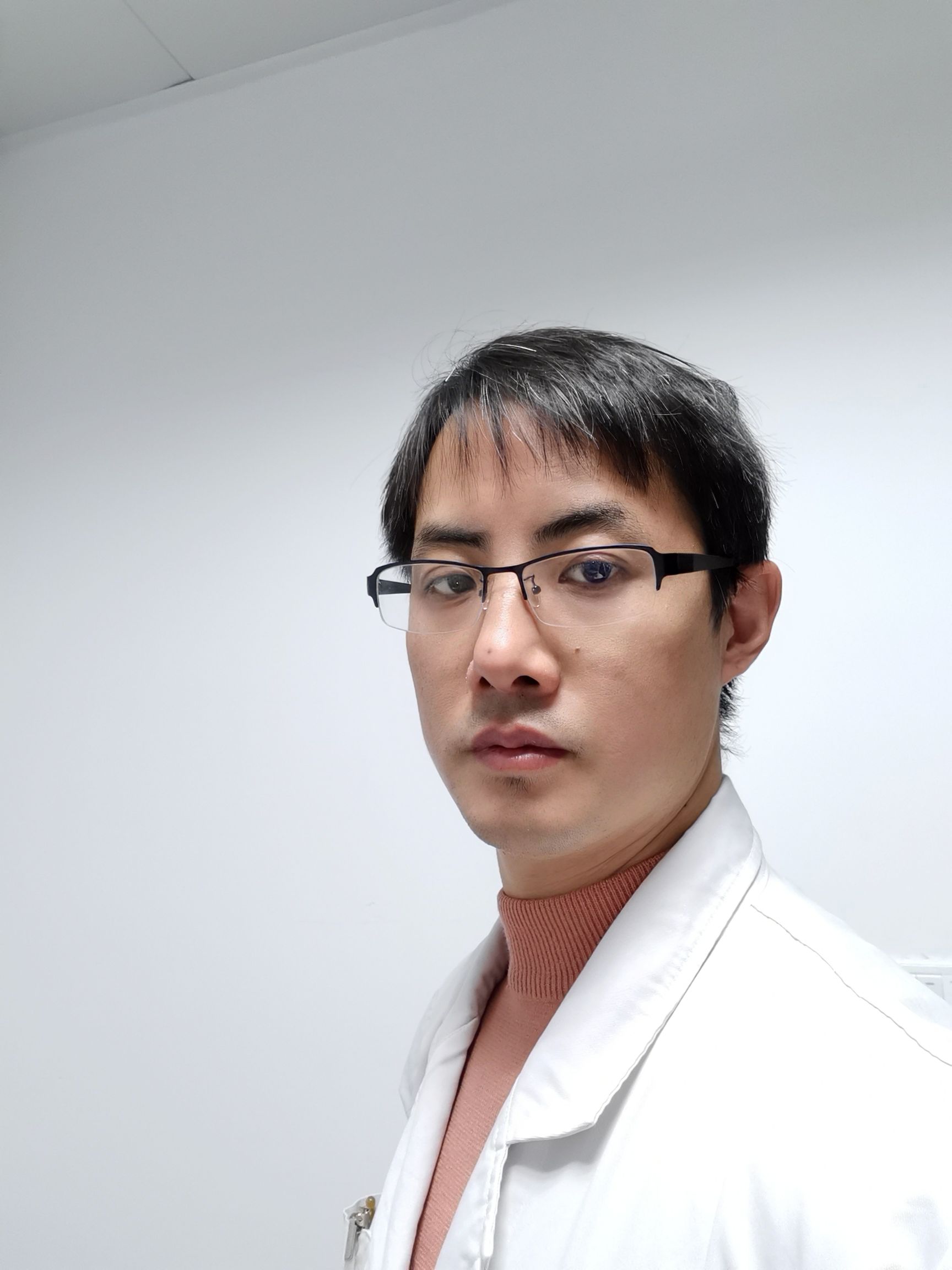 张麒云头像