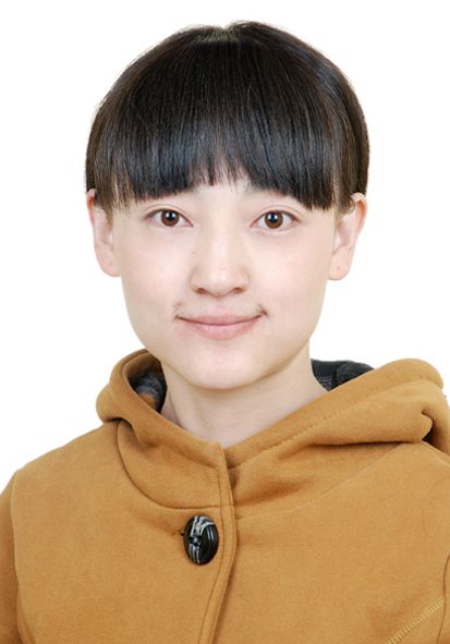 潘亚雯头像