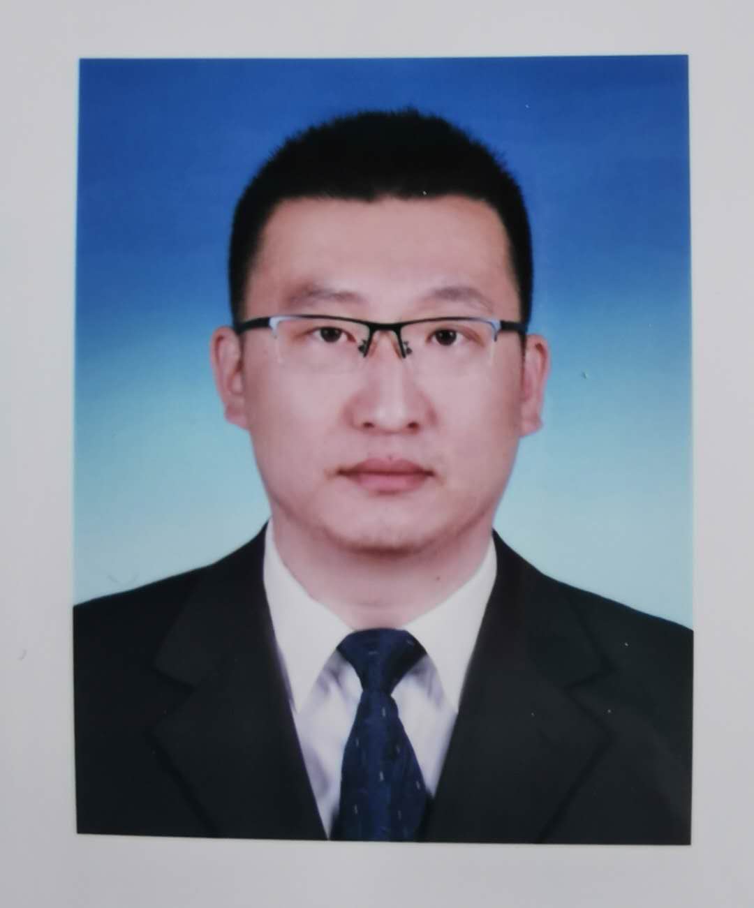 孟令波头像
